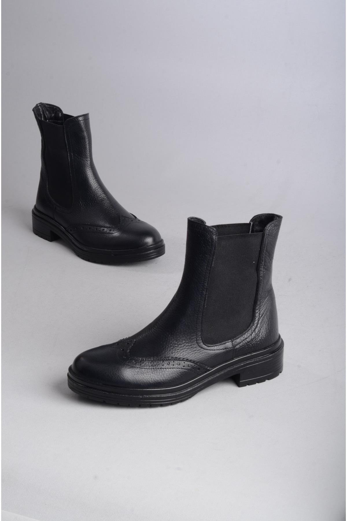 SEÇ 2337 HAKİKİ DERİ KADIN BOT SİYAH