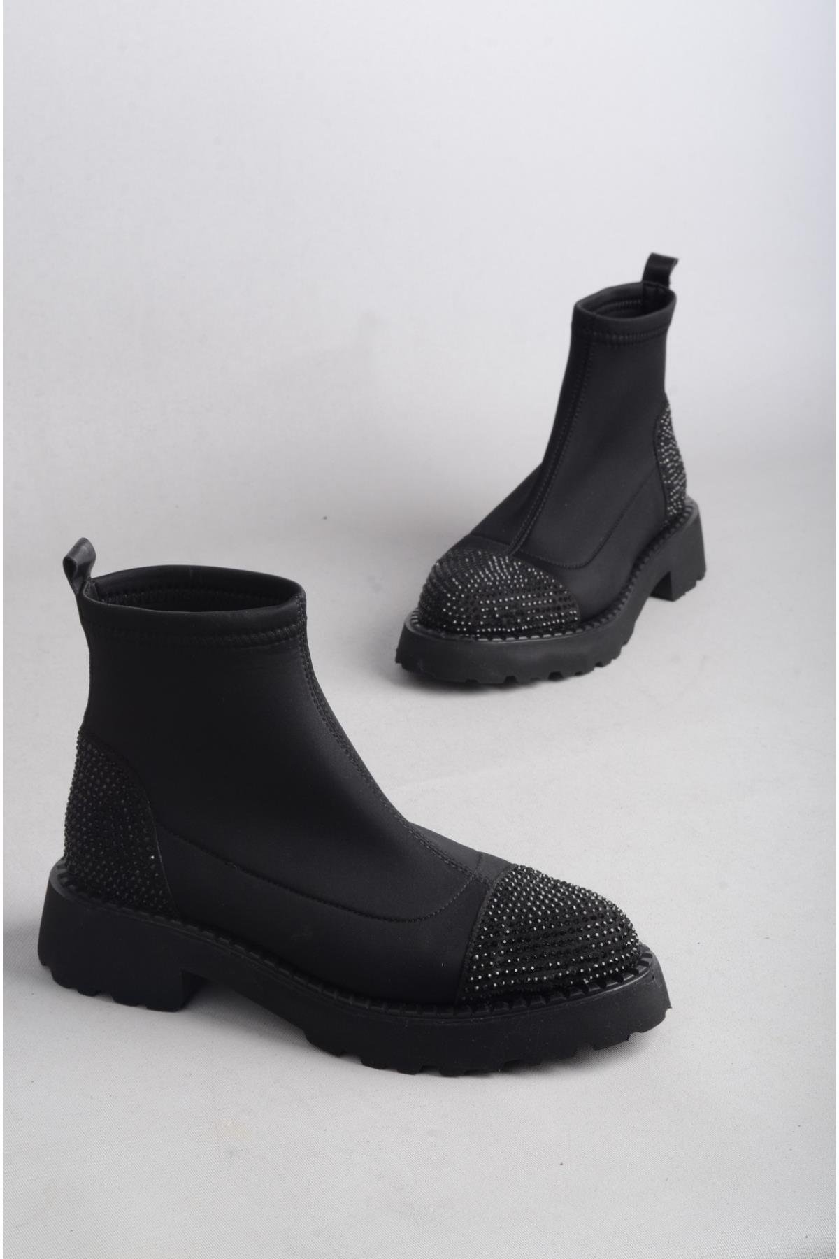 SEÇ 24565 TAŞ DETAYLI STREÇ KADIN BOT (Topuk Boyu:4 cm) SİYAH