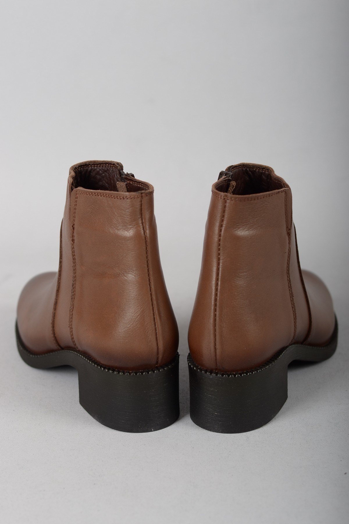 SEÇ 246091 HAKİKİ DERİ KADIN TOPUKLU BOT KAHVE