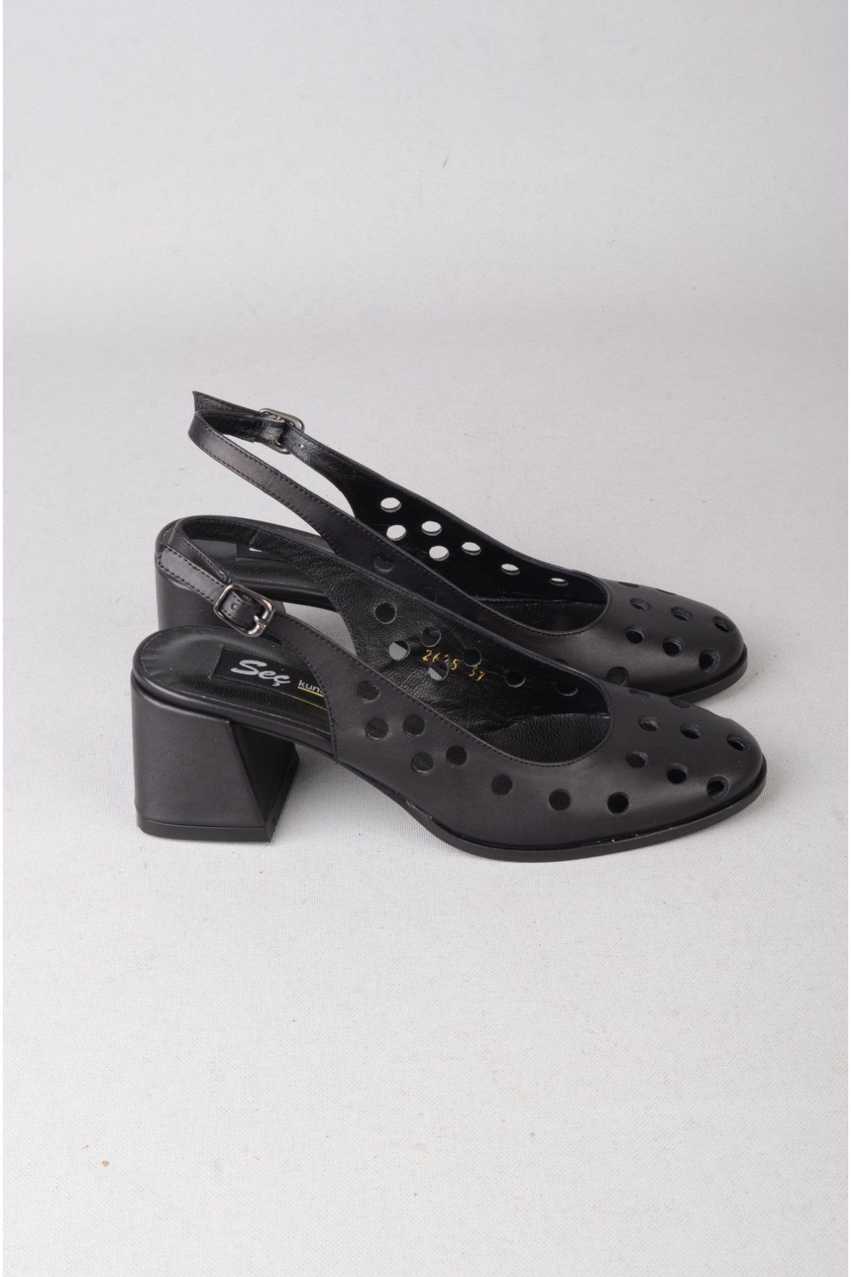 SEÇ 2625 HAKİKİ DERİ TOPUKLU KADIN AYAKKABII (Topuk Boyu:6 cm ) SİYAH