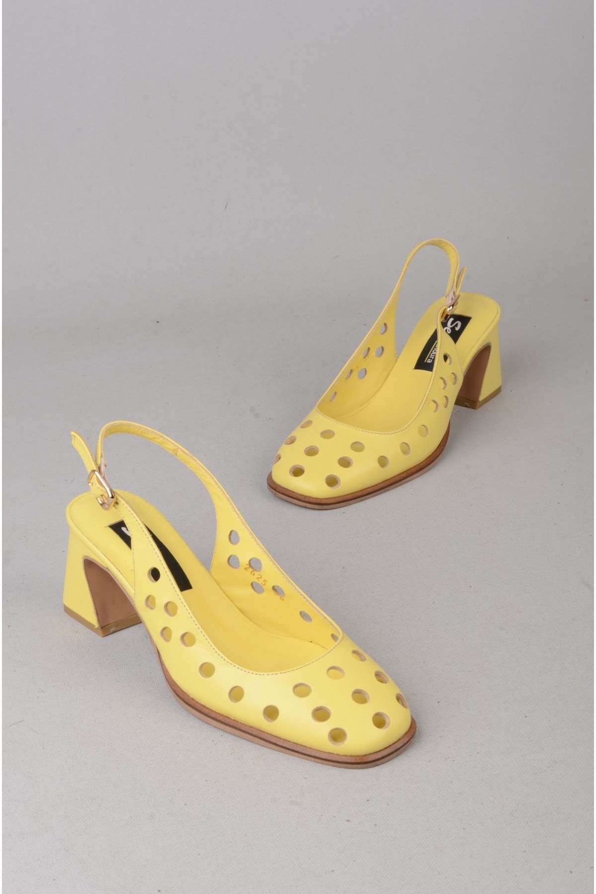 SEÇ 2625 HAKİKİ DERİ TOPUKLU KADIN AYAKKABII (Topuk Boyu:6 cm ) SARI