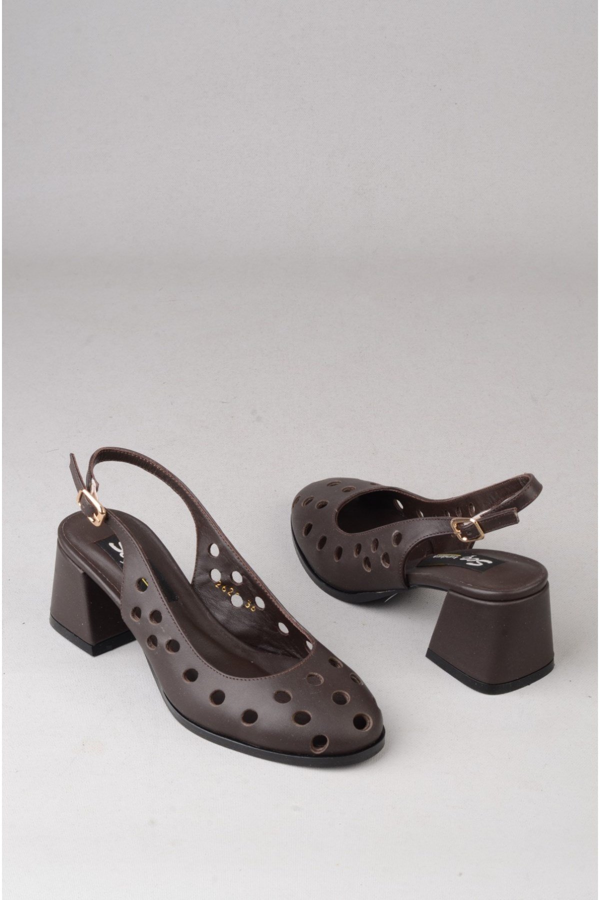SEÇ 2625 HAKİKİ DERİ TOPUKLU KADIN AYAKKABII (Topuk Boyu:6 cm ) KAHVE