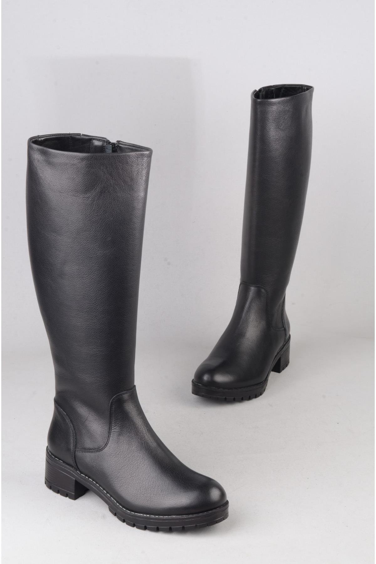 SEÇ 26900-1 HAKİKİ DERİ TOPUKLU KADIN ÇİZME (Topuk Boyu: 4 cm) SİYAH