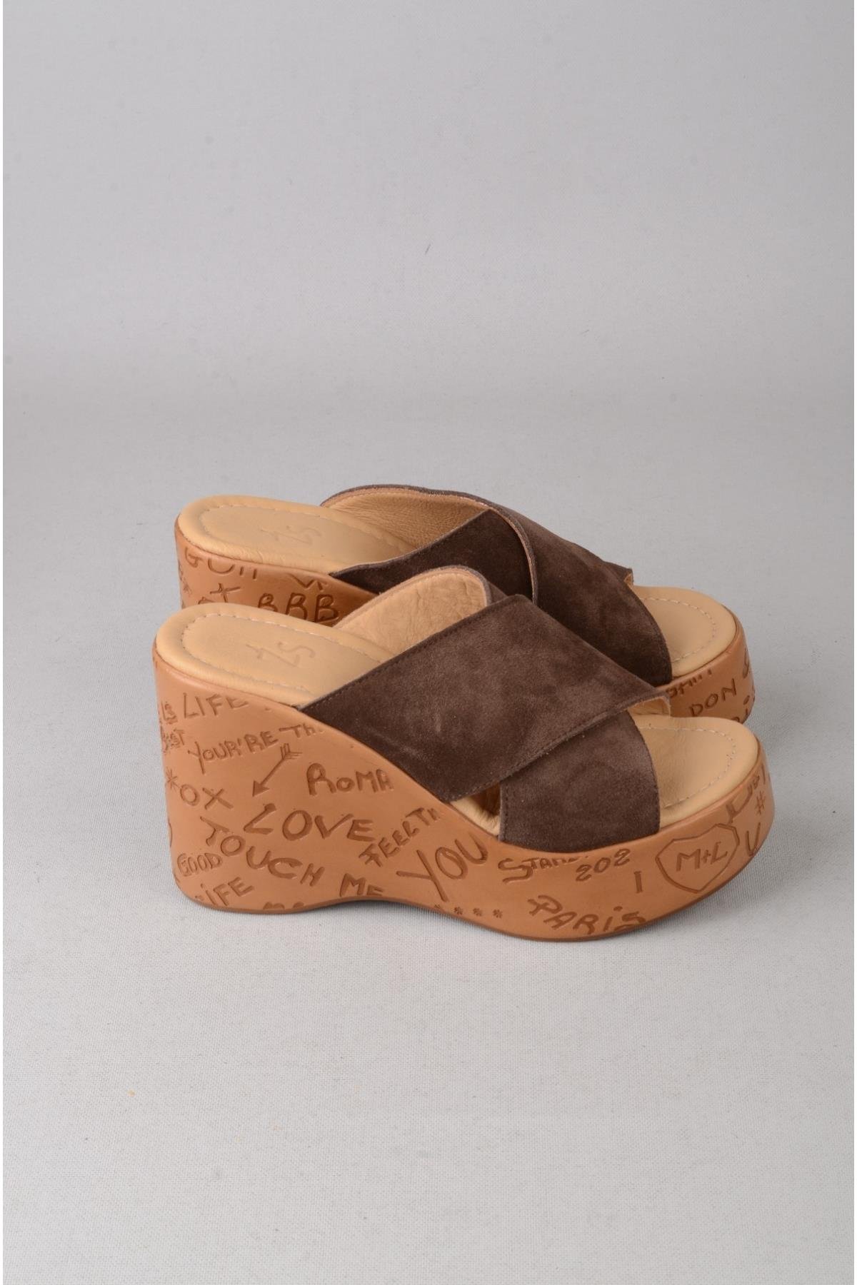 SEÇ 4022 HAKİKİ DERİ DOLGU TOPUK TERLİK (Topuk Boyu:10 cm, Platform: 3,5 cm) KAHVE SÜET