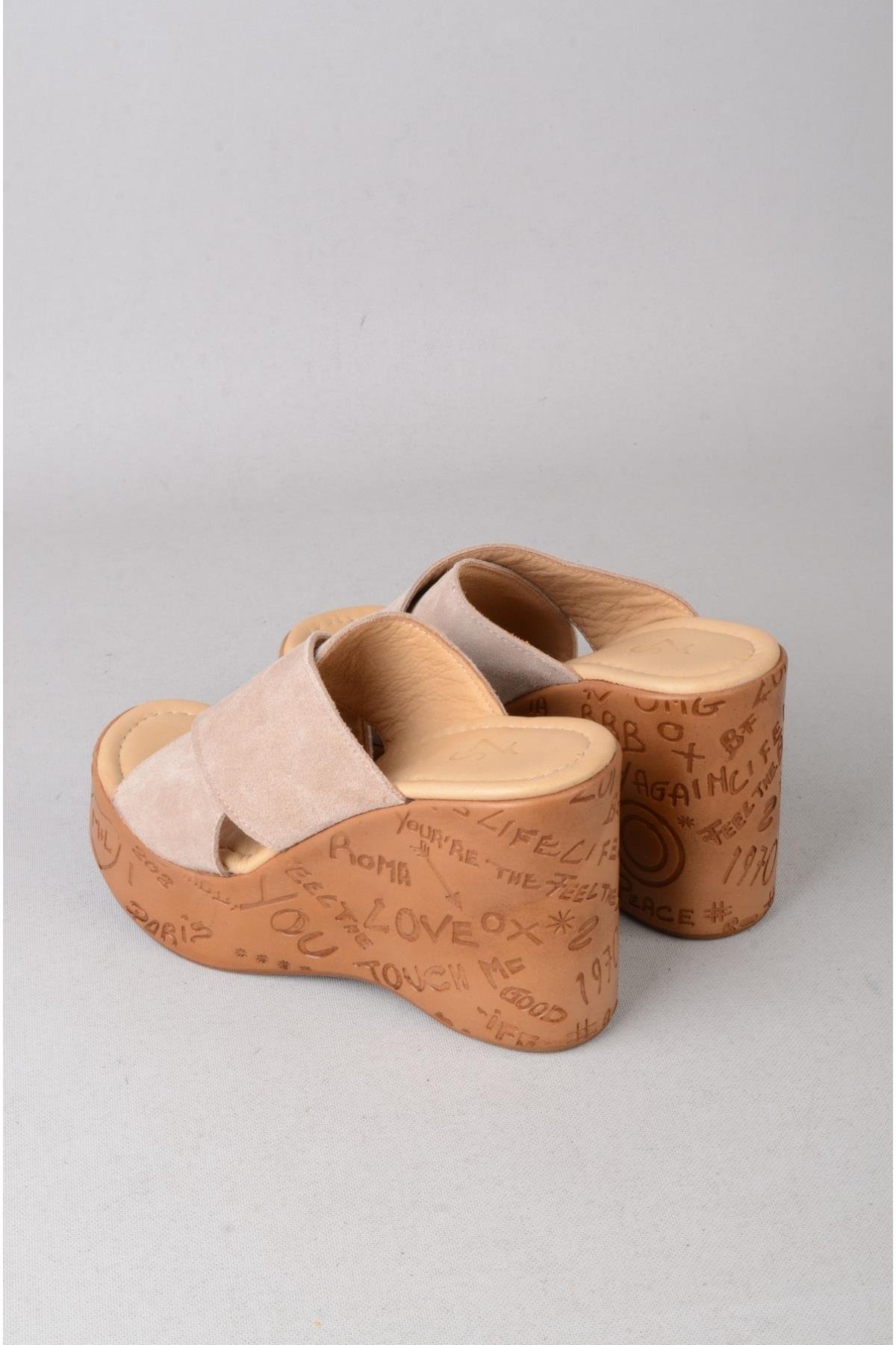 SEÇ 4022 HAKİKİ DERİ DOLGU TOPUK TERLİK (Topuk Boyu:10 cm, Platform: 3,5 cm) VİZON SÜET