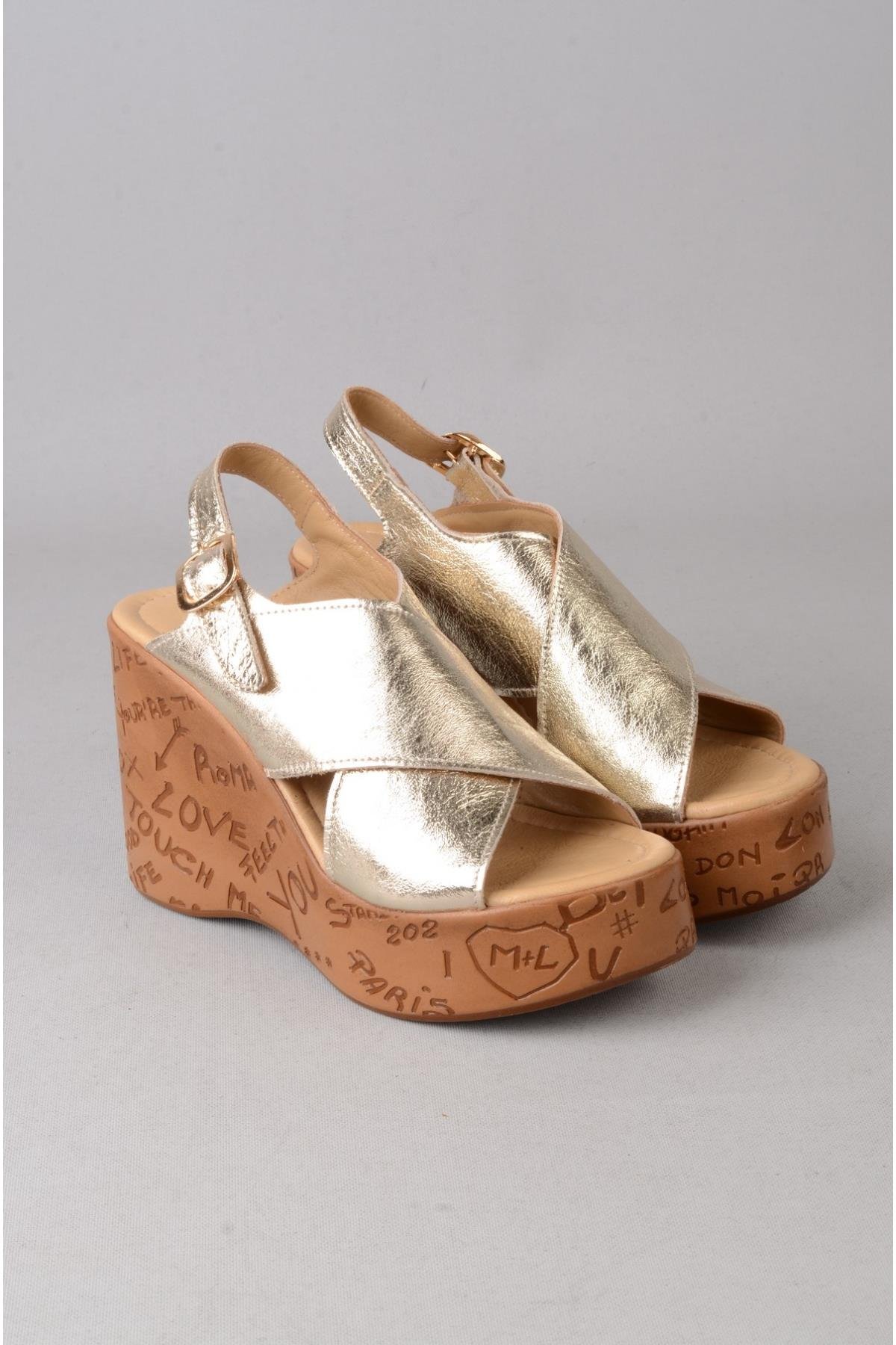 SEÇ 4023 HAKİKİ DERİ DOLGU TOPUK SANDALET (Topuk Boyu:10 cm, Platform: 3,5 cm) ALTIN