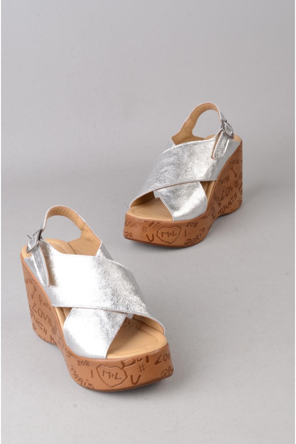 SEÇ 4023 HAKİKİ DERİ DOLGU TOPUK SANDALET (Topuk Boyu:10 cm, Platform: 3,5 cm) GÜMÜŞ