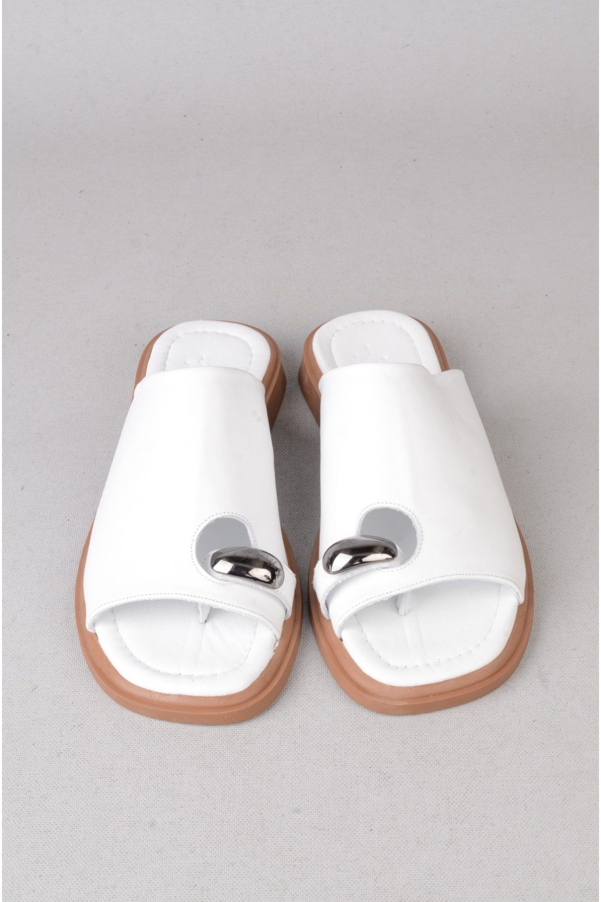 SEÇ 4099 HAKİKİ DERİ KADIN PARMAK ARASI TERLİK (Topuk Boyu:2cm) BEYAZ