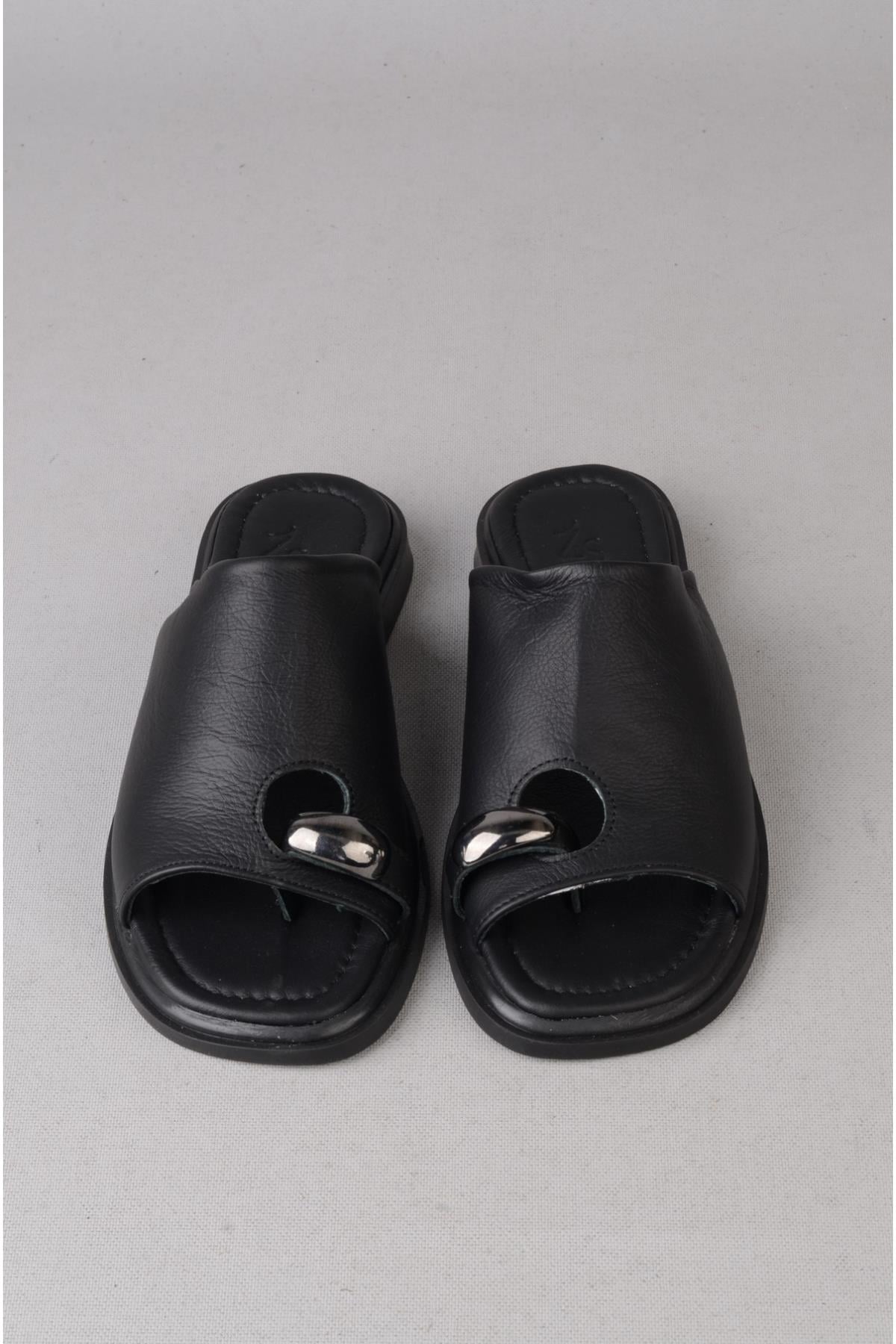 SEÇ 4099 HAKİKİ DERİ KADIN PARMAK ARASI TERLİK (Topuk Boyu:2cm) SİYAH