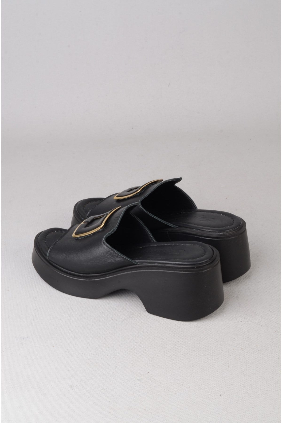 SEÇ 4123 HAKİKİ DERİ PLATFORM TOPUKLU TERLİK (Topuk:7cm Platform:2,5cm) SİYAH