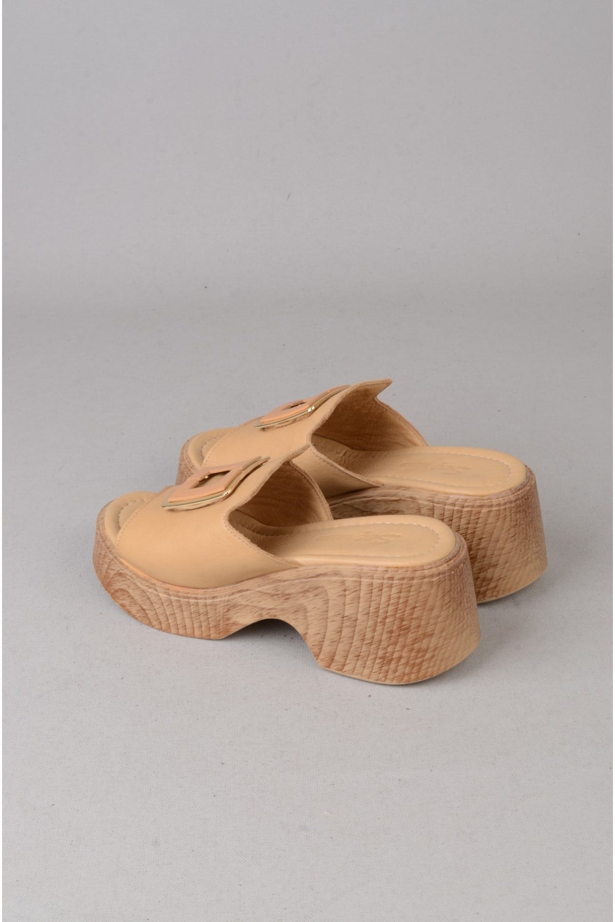 SEÇ 4123 HAKİKİ DERİ PLATFORM TOPUKLU TERLİK (Topuk:7cm Platform:2,5cm) KARAMEL