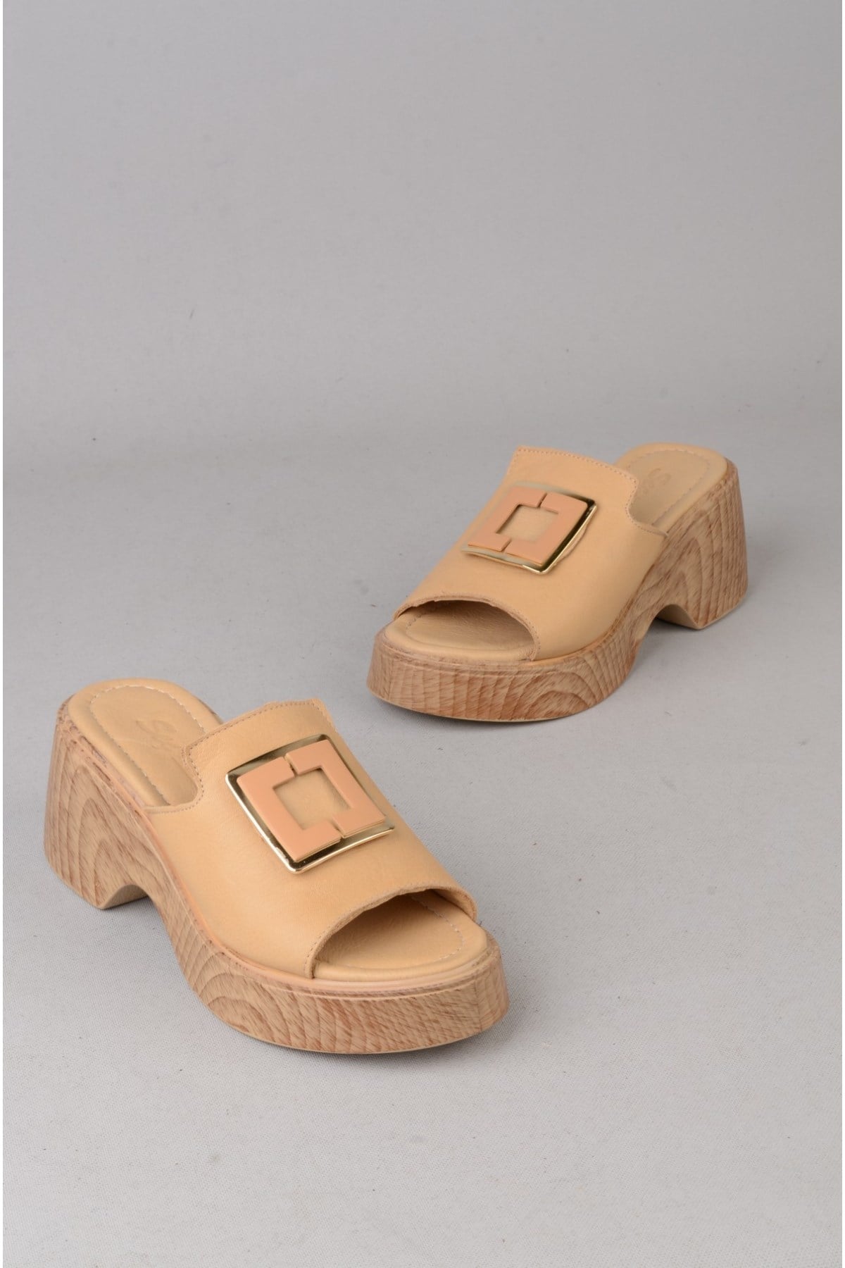 SEÇ 4123 HAKİKİ DERİ PLATFORM TOPUKLU TERLİK (Topuk:7cm Platform:2,5cm) KARAMEL