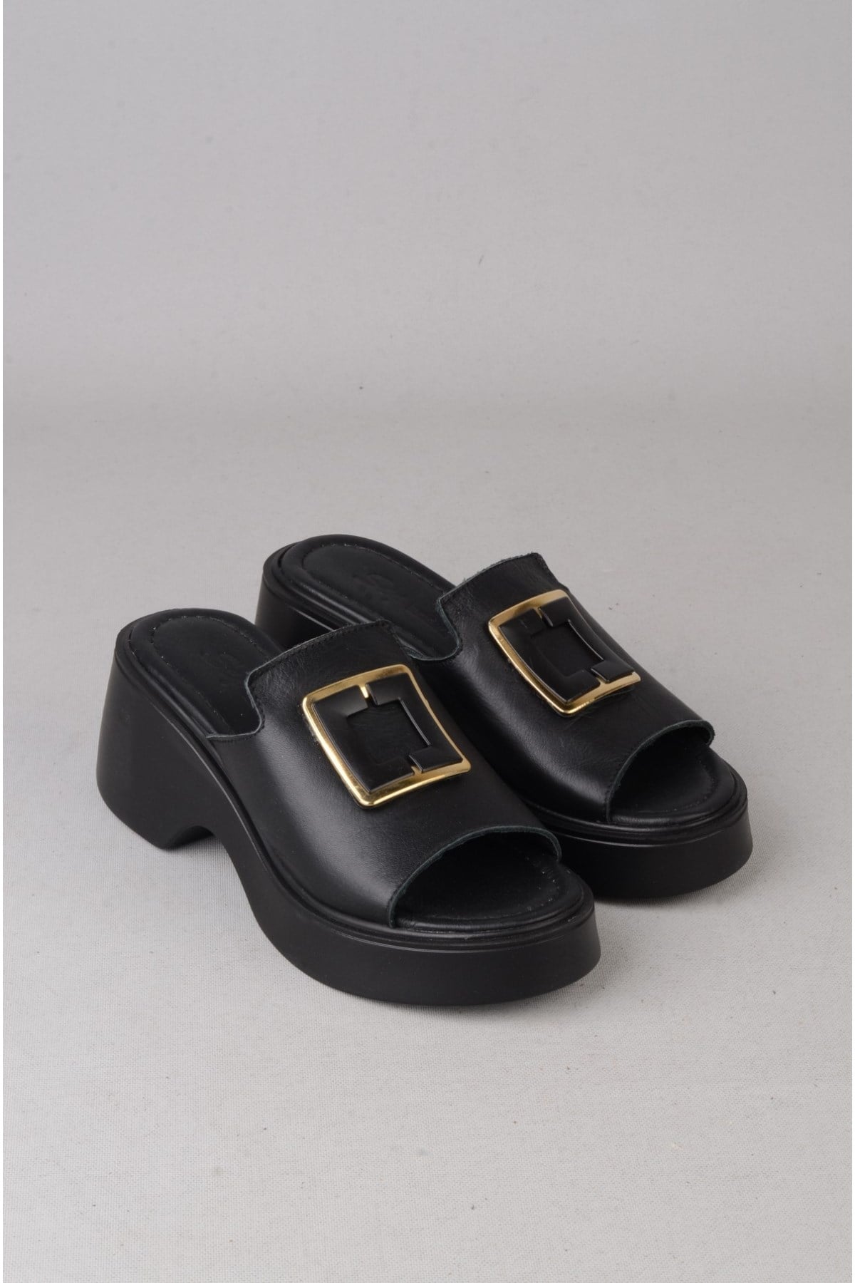 SEÇ 4123 HAKİKİ DERİ PLATFORM TOPUKLU TERLİK (Topuk:7cm Platform:2,5cm) SİYAH