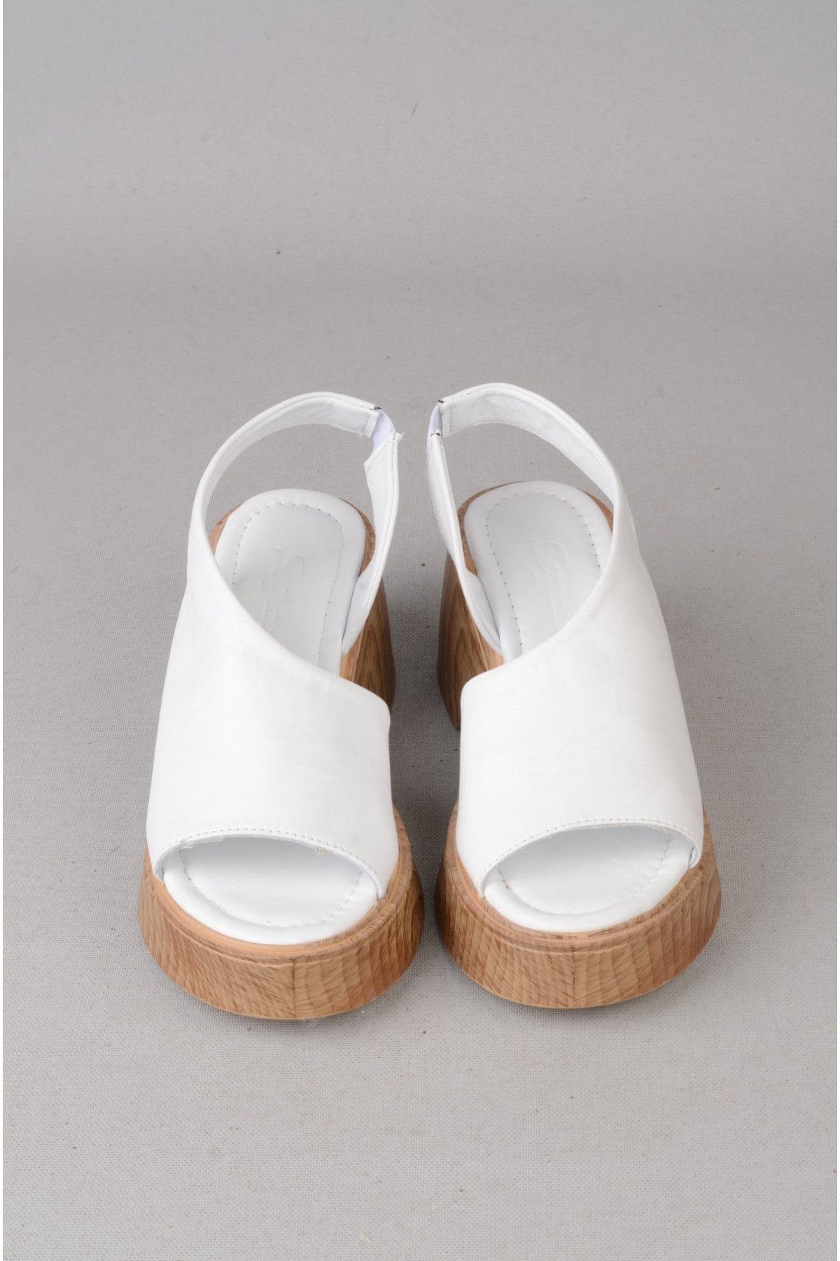 SEÇ 4125 HAKİKİ DERİ PLATFORM TOPUKLU SANDALET (Topuk:7cm Platform:2,5cm) BEYAZ