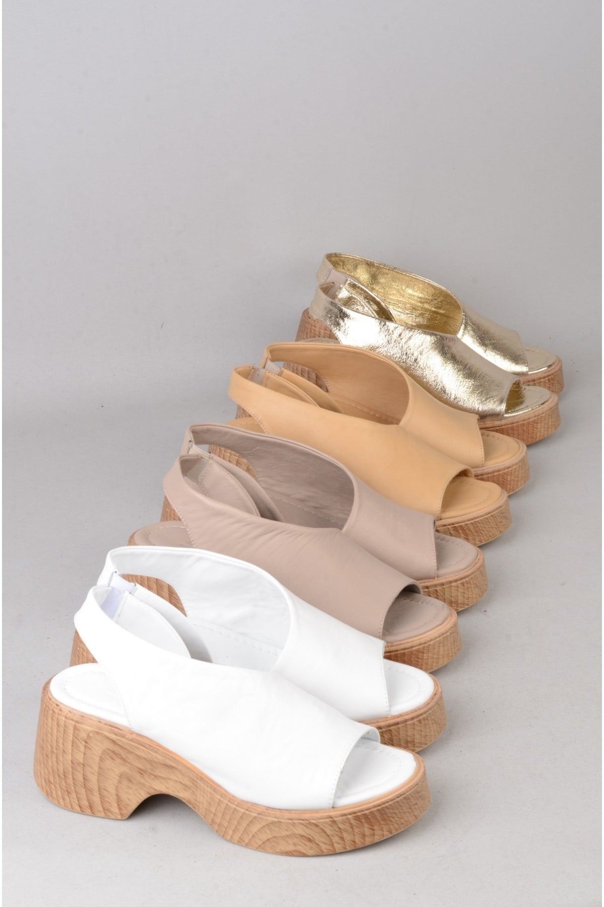 SEÇ 4125 HAKİKİ DERİ PLATFORM TOPUKLU SANDALET (Topuk:7cm Platform:2,5cm) SİYAH