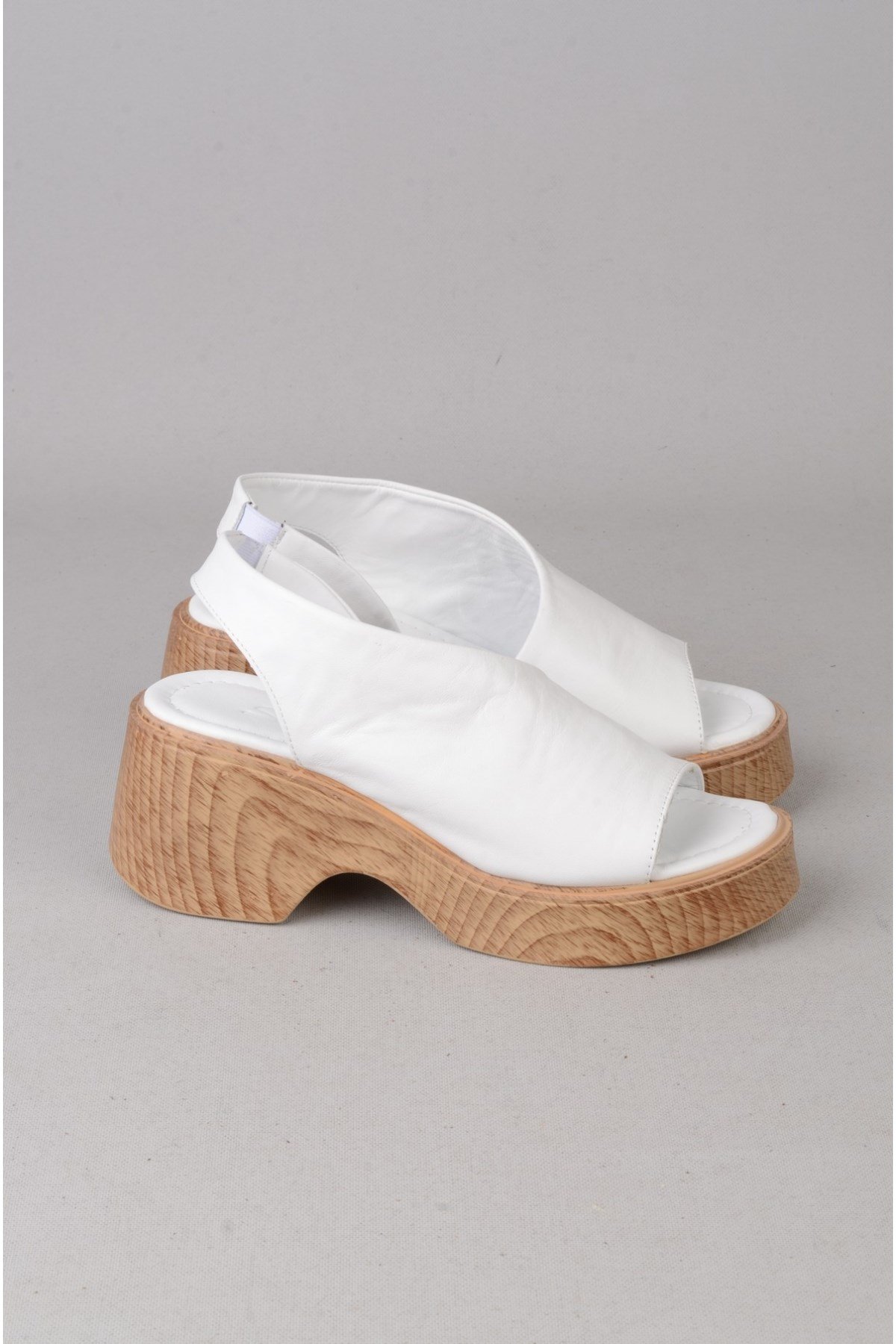 SEÇ 4125 HAKİKİ DERİ PLATFORM TOPUKLU SANDALET (Topuk:7cm Platform:2,5cm) BEYAZ