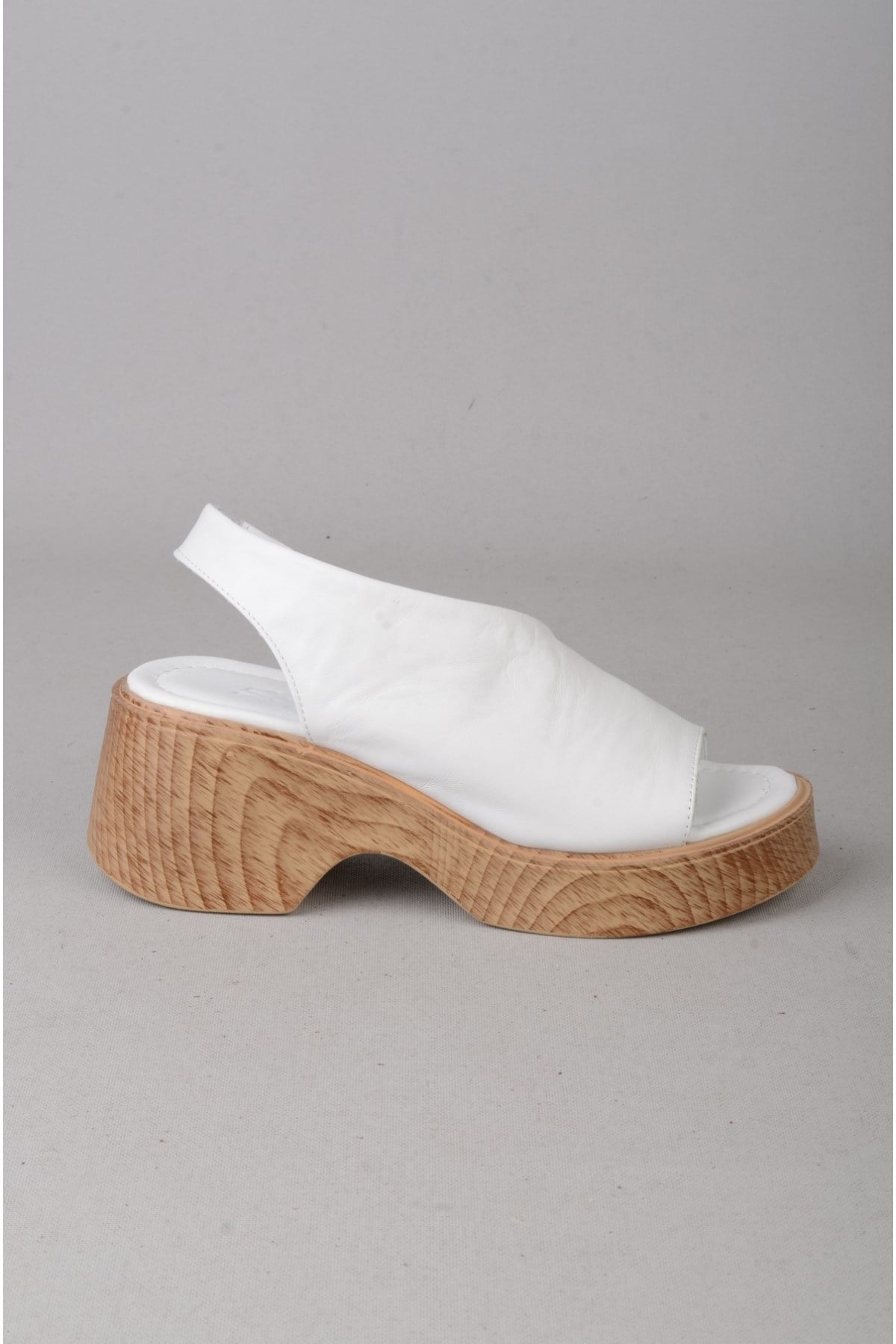 SEÇ 4125 HAKİKİ DERİ PLATFORM TOPUKLU SANDALET (Topuk:7cm Platform:2,5cm) BEYAZ