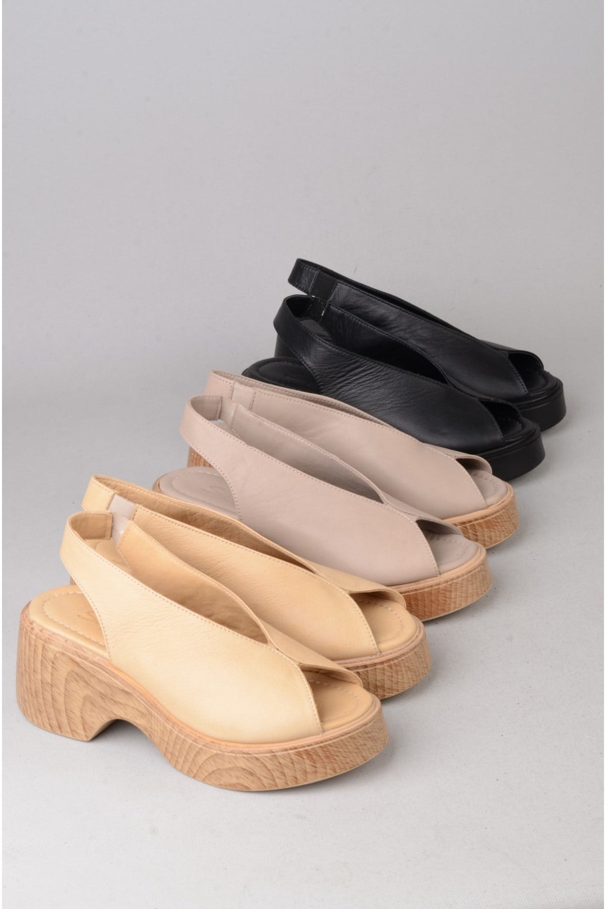 SEÇ 4126 HAKİKİ DERİ TOPUKLU KADIN SANDALET (Topuk:6,5cm Platform:2,5cm) KARAMEL
