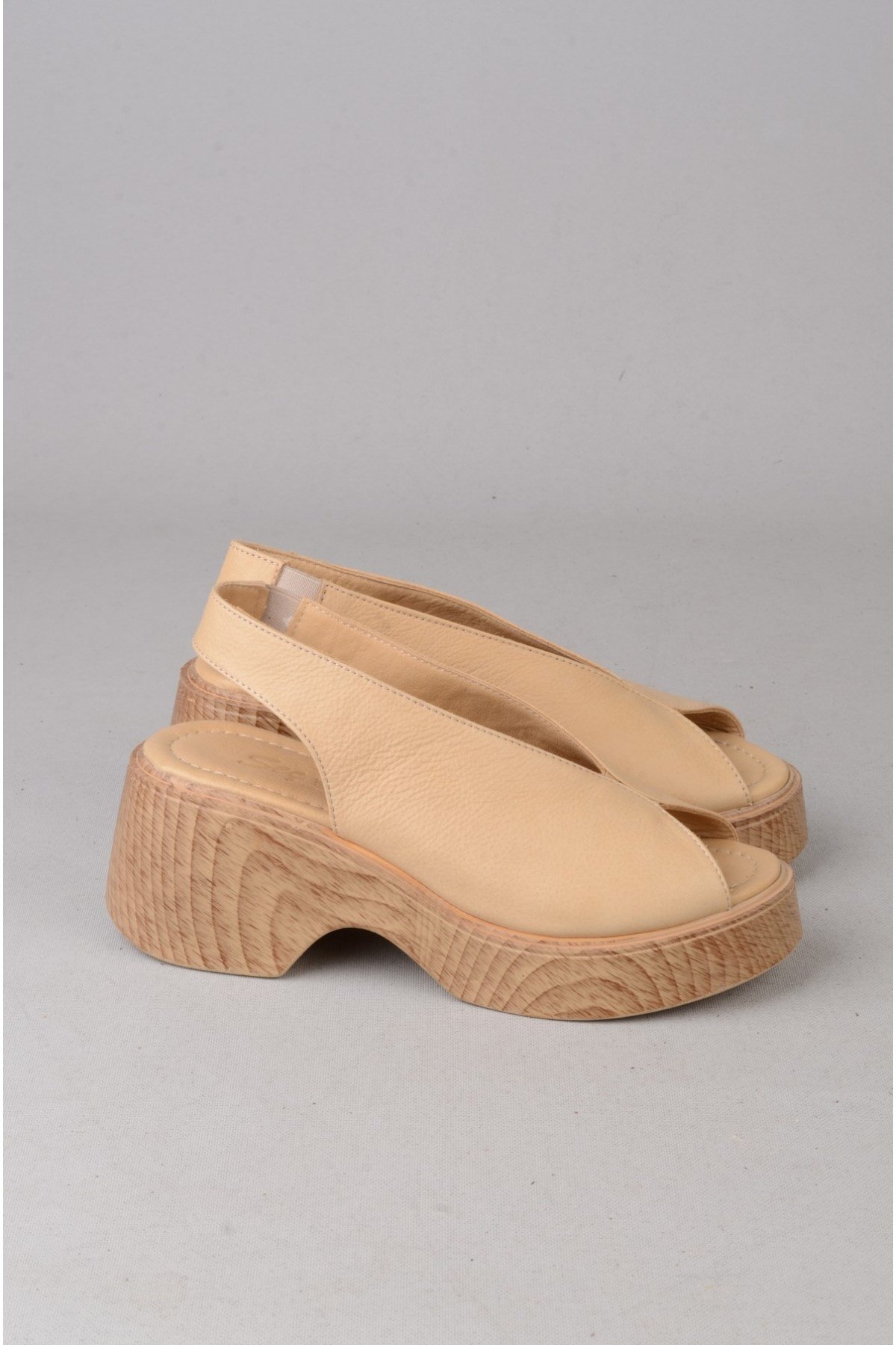 SEÇ 4126 HAKİKİ DERİ TOPUKLU KADIN SANDALET (Topuk:6,5cm Platform:2,5cm) KARAMEL