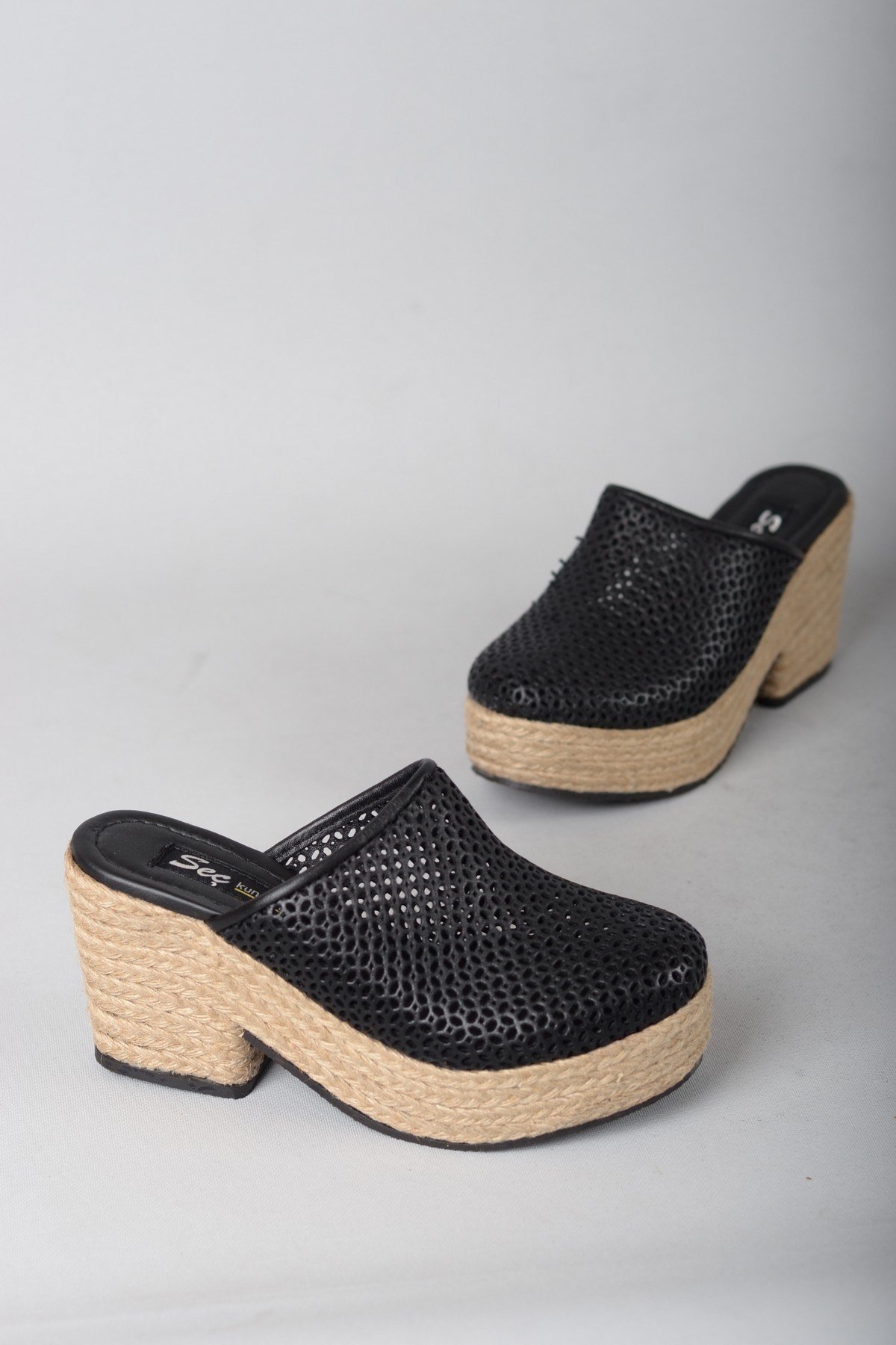SEÇ 4419 HAKİKİ DERİ HASIR SARGILI TOPUKLU TERLİK (8cm) SİYAH