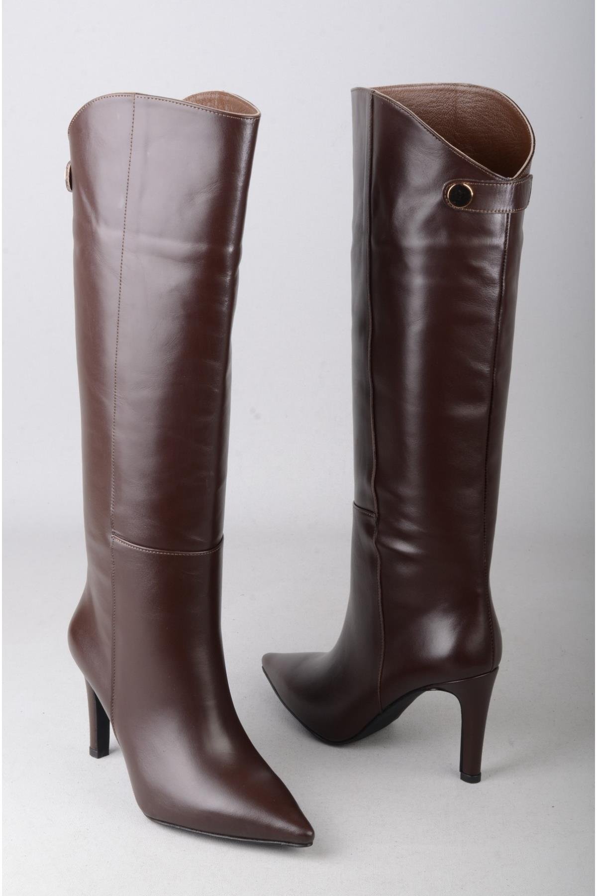 SEÇ 5550 HAKİKİ DERİ TOPUKLU KADIN ÇİZME (Topuk Boyu: 9 cm) KAHVE