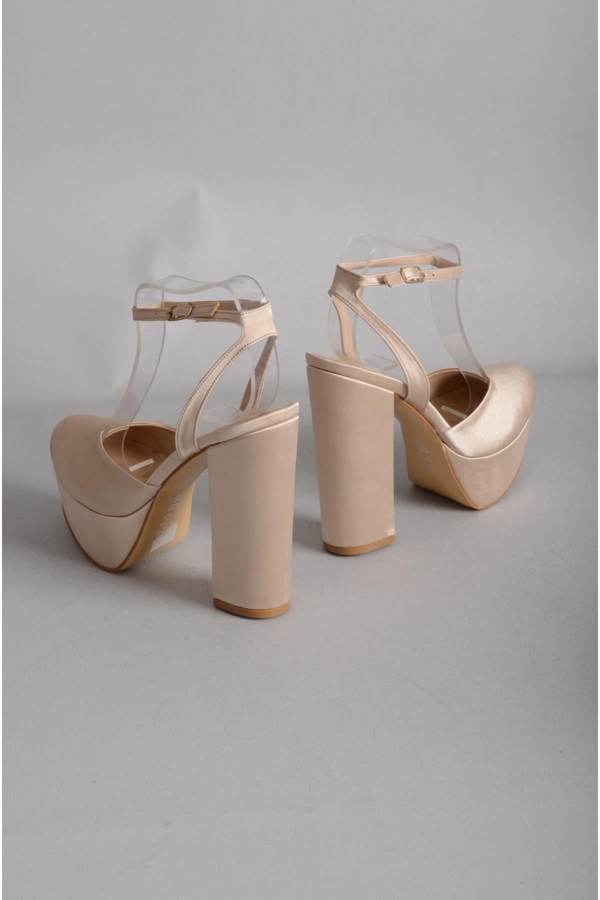 SEÇ 646 PLATFORMLU ÖNÜ KAPALI TOPUKLU AYAKKABI (Topuk Boyu:13 cm Platform:4 cm) NUDE SATEN