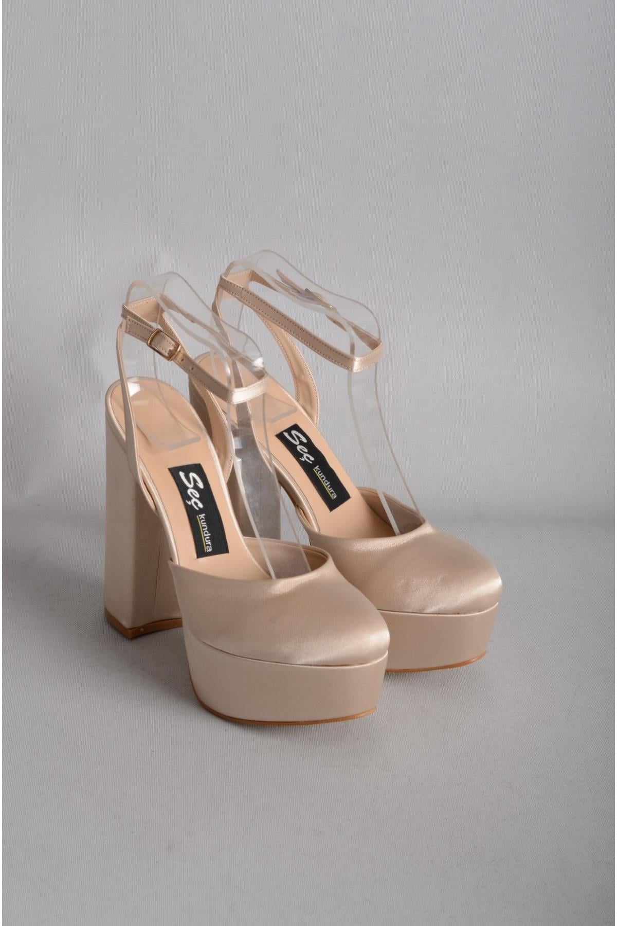 SEÇ 646 PLATFORMLU ÖNÜ KAPALI TOPUKLU AYAKKABI (Topuk Boyu:13 cm Platform:4 cm) NUDE SATEN