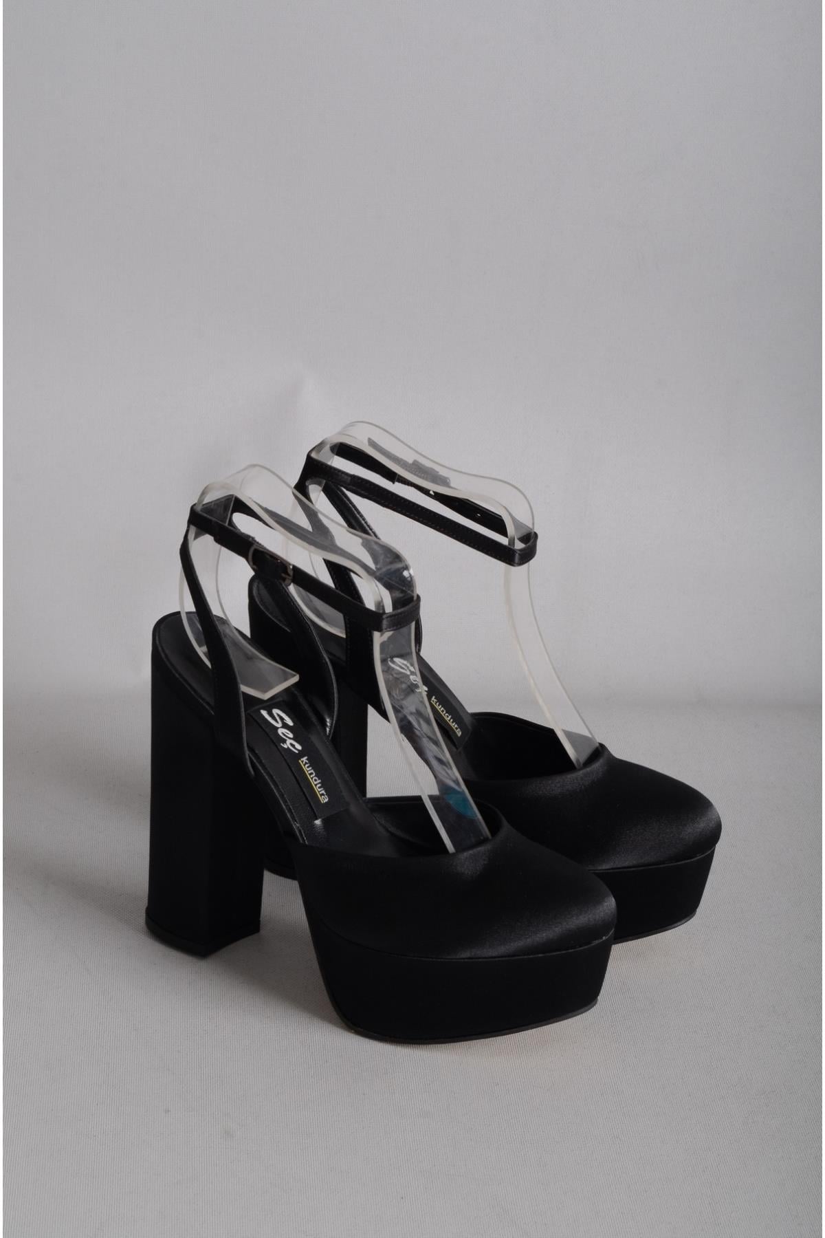 SEÇ 646 PLATFORMLU ÖNÜ KAPALI TOPUKLU AYAKKABI (Topuk Boyu:13 cm Platform:4 cm) SİYAH SATEN