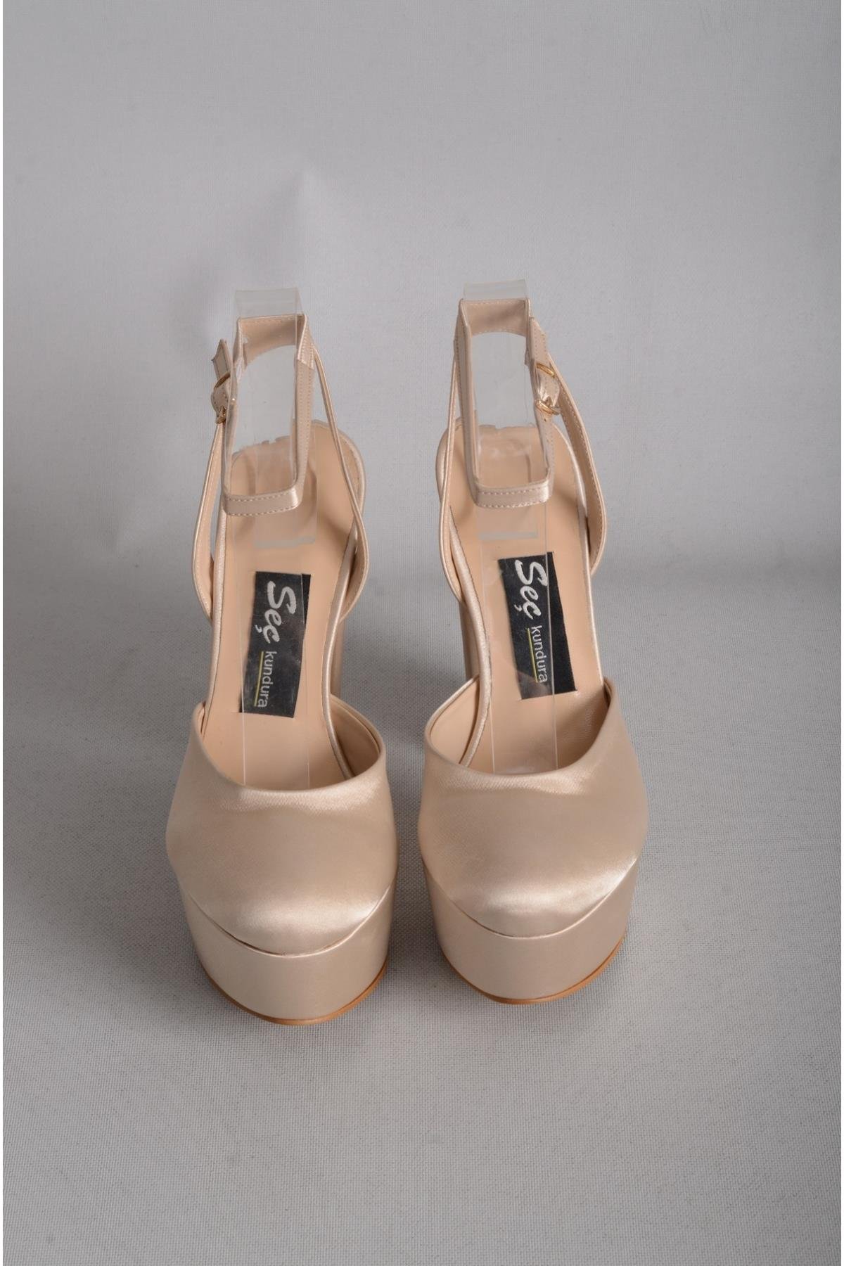 SEÇ 646 PLATFORMLU ÖNÜ KAPALI TOPUKLU AYAKKABI (Topuk Boyu:13 cm Platform:4 cm) NUDE SATEN