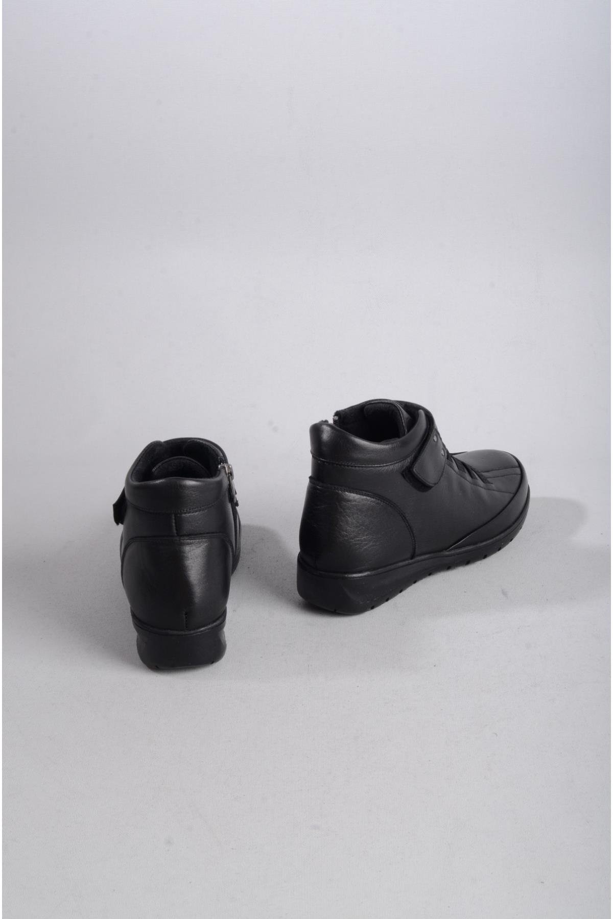 SEÇ 7118 HAKİKİ DERİ COMFORT KADIN BOT SİYAH