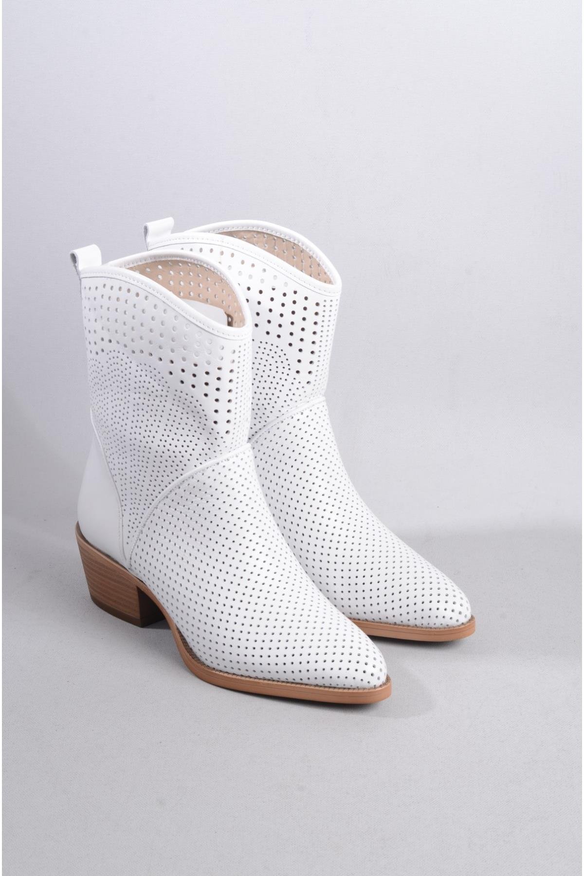SEÇ 8590 HAKİKİ DERİ WESTERN YAZLIK BOT (Topuk boyu:5cm) BEYAZ