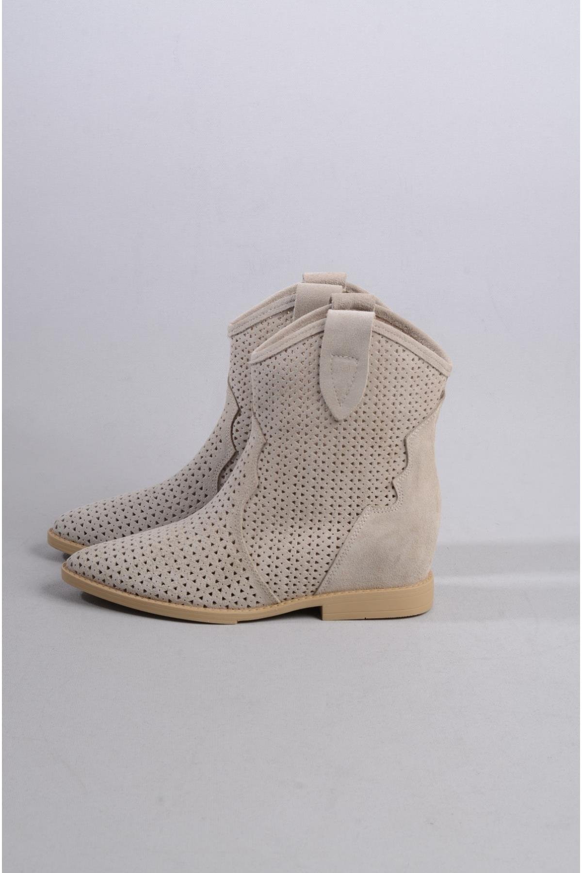 SEÇ 8591 HAKİKİ DERİ KADIN YAZLIK BOT ( Gizli Dolgu Topuk 7cm) BEJ SÜET