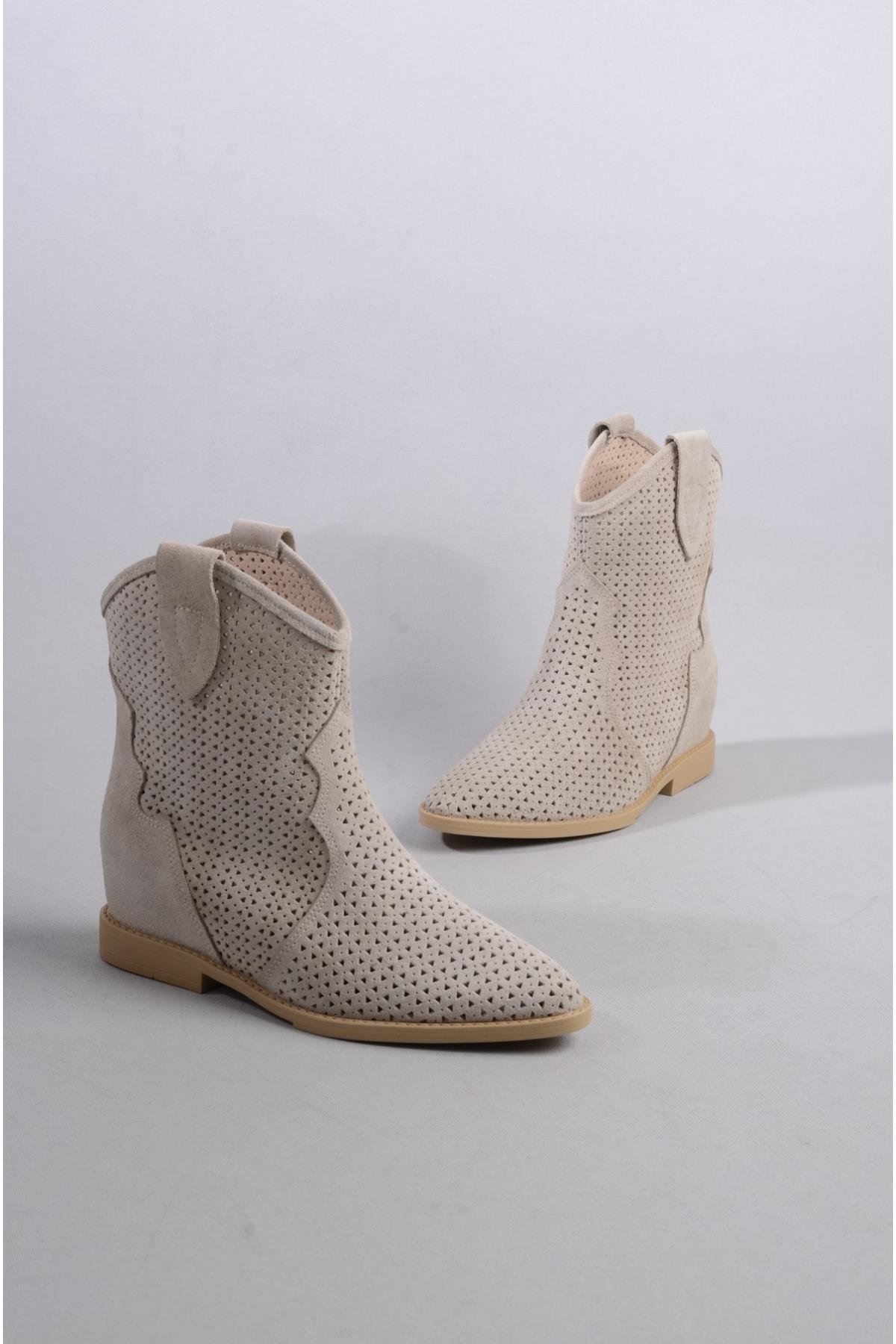 SEÇ 8591 HAKİKİ DERİ KADIN YAZLIK BOT ( Gizli Dolgu Topuk 7cm) BEJ SÜET