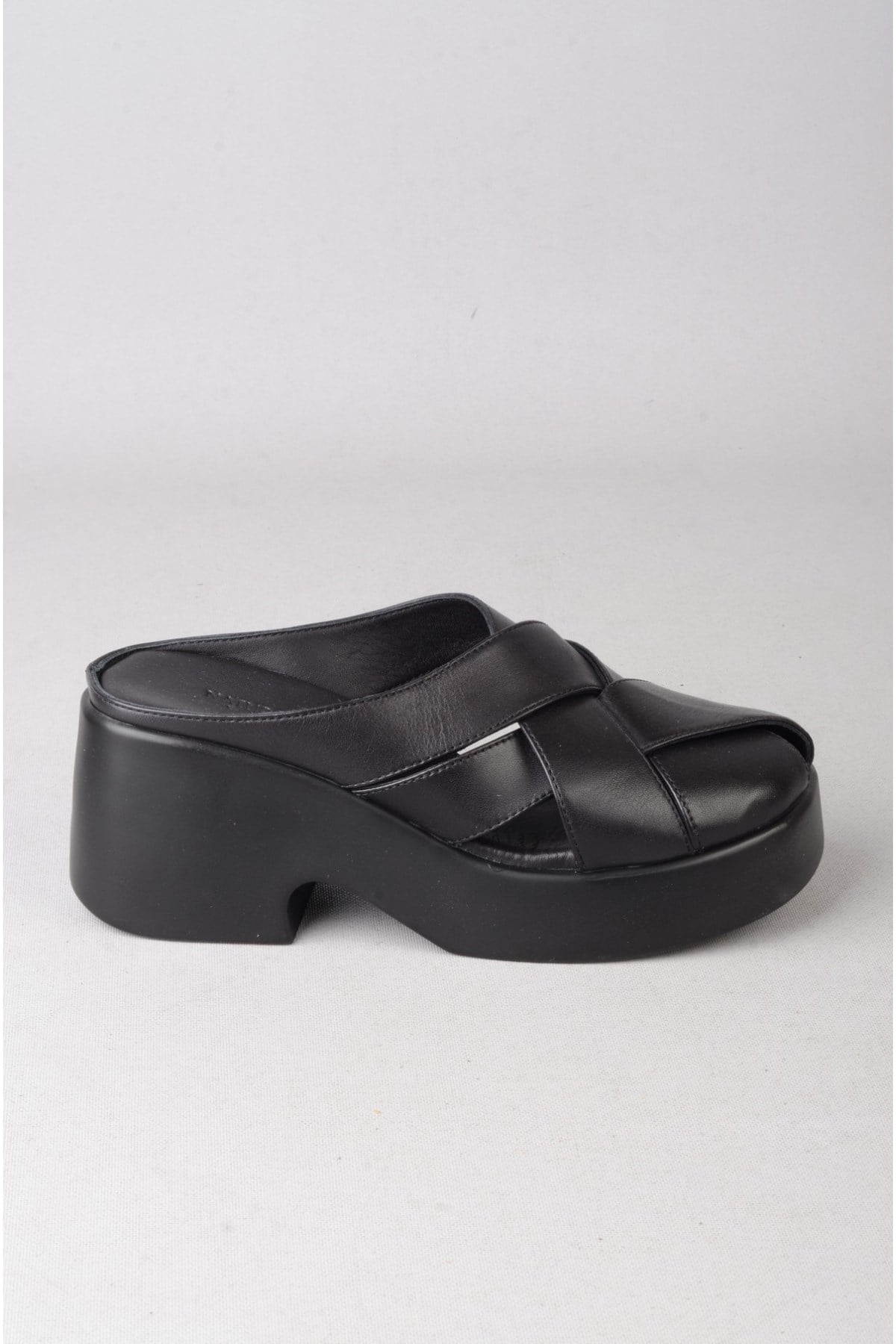 SEÇ 880016 HAKİKİ DERİ PLATFORM TOPUKLU KADIN TERLİK (Topuk Boyu:7cm) SİYAH