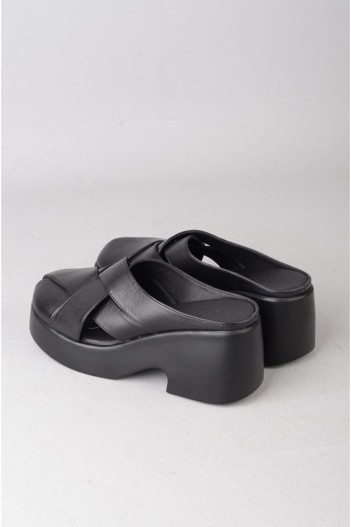 SEÇ 880016 HAKİKİ DERİ PLATFORM TOPUKLU KADIN TERLİK (Topuk Boyu:7cm) SİYAH