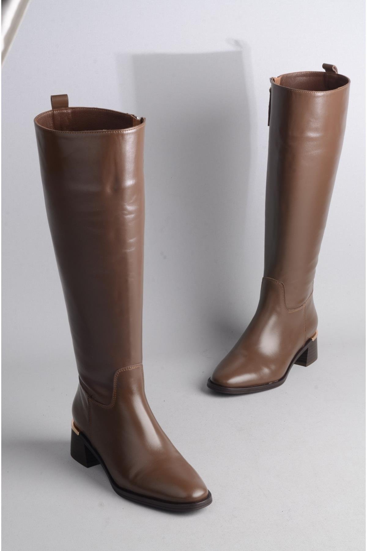 SEÇ 88111 HAKİKİ DERİ KADIN TOPUKLU ÇİZME (Topuk Boyu: 5 cm) KAHVE