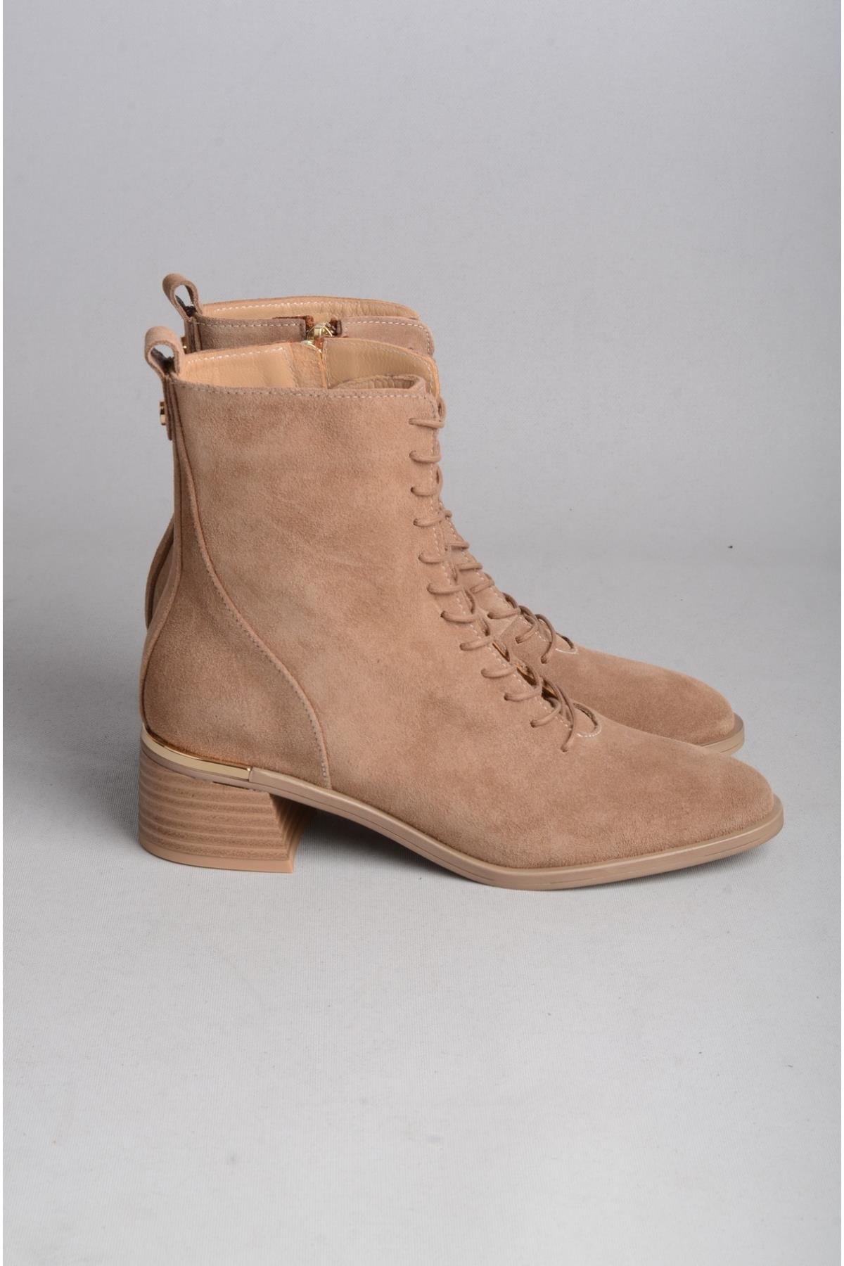 SEÇ 88112 HAKİKİ DERİ TOPUKLU KADIN BOT (4.5cm) TARÇIN SÜET