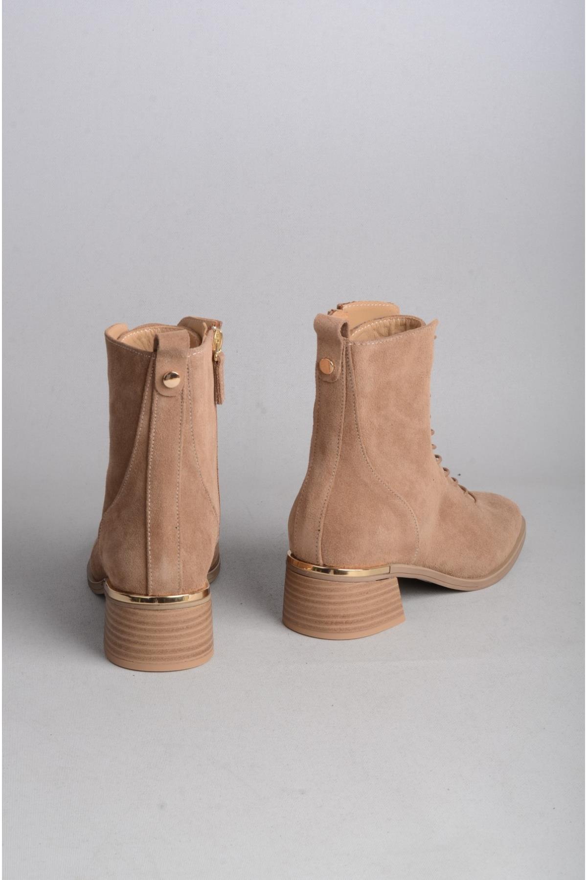 SEÇ 88112 HAKİKİ DERİ TOPUKLU KADIN BOT (4.5cm) TARÇIN SÜET