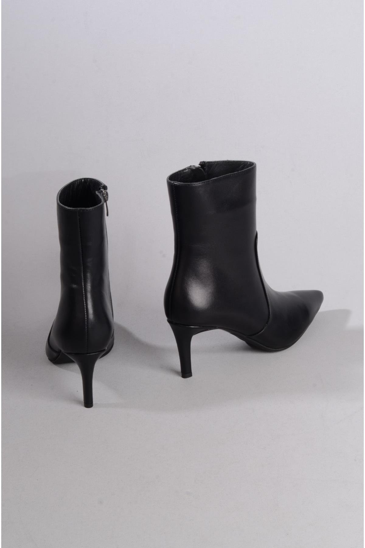 SEÇ 9912 HAKİKİ DERİ TOPUKLU KADIN BOT - 7 cm SİYAH