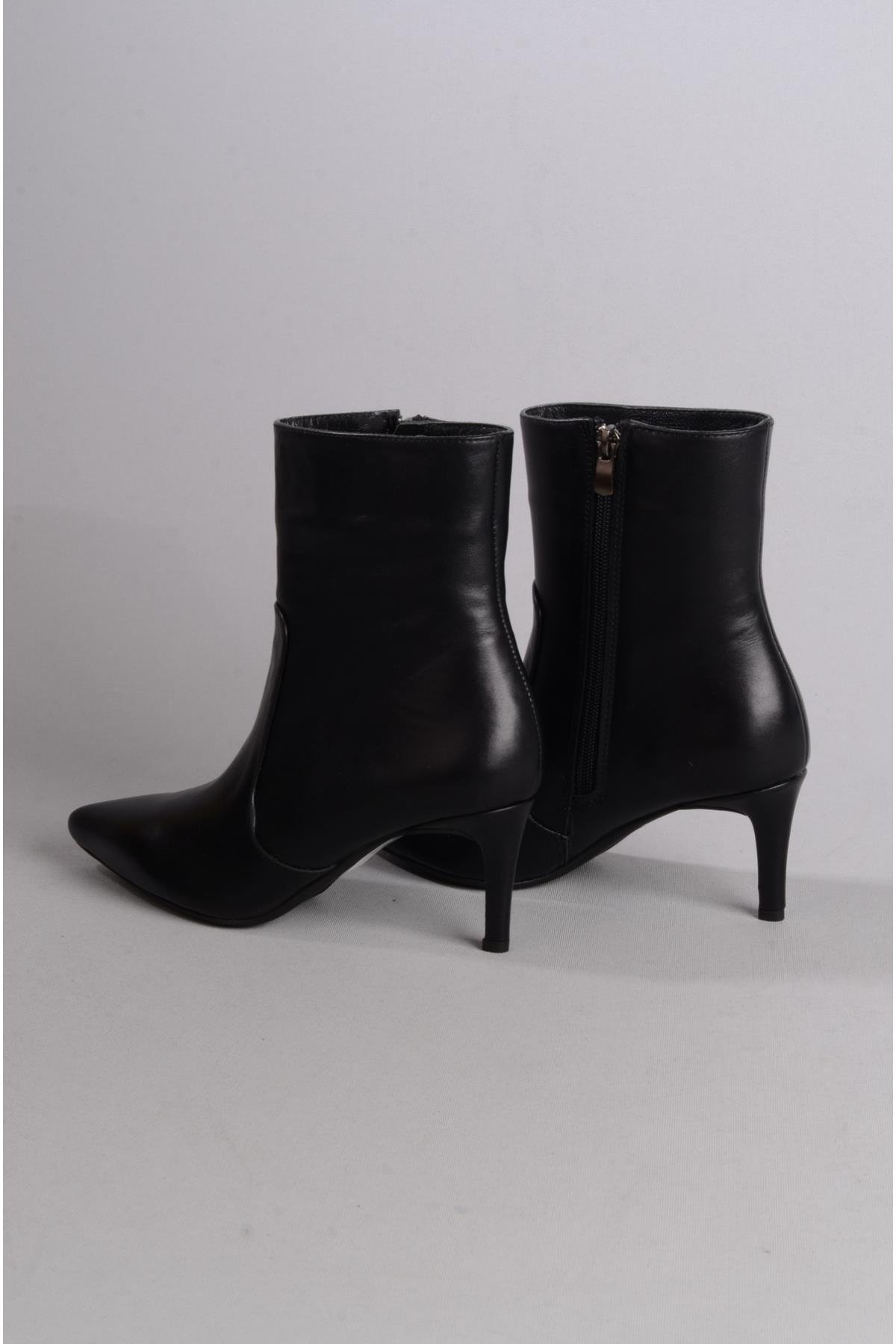 SEÇ 9912 HAKİKİ DERİ TOPUKLU KADIN BOT - 7 cm SİYAH
