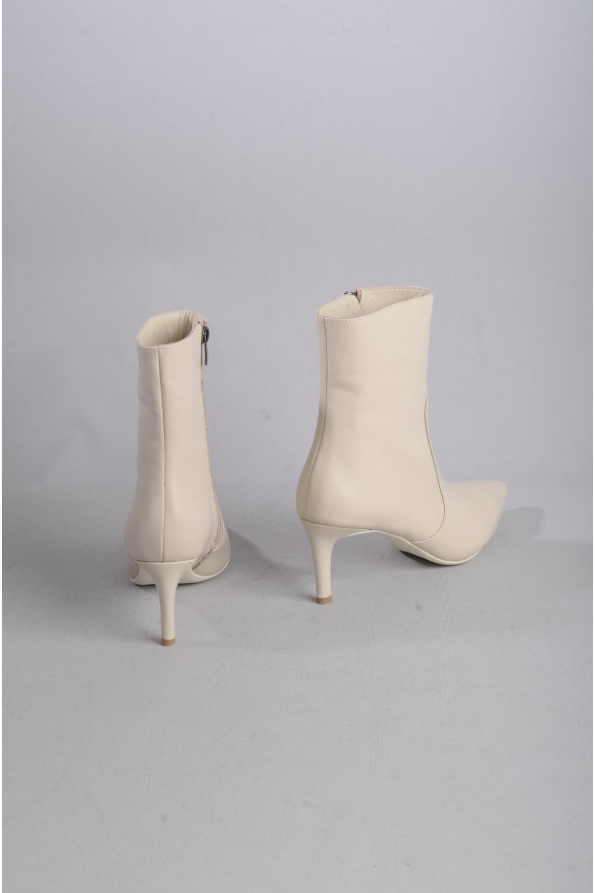 SEÇ 9912 HAKİKİ DERİ TOPUKLU KADIN BOT - 7 cm BEJ