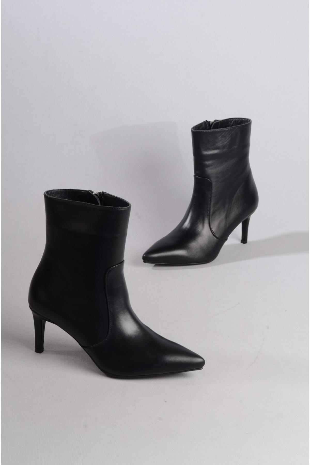 SEÇ 9912 HAKİKİ DERİ TOPUKLU KADIN BOT - 7 cm SİYAH