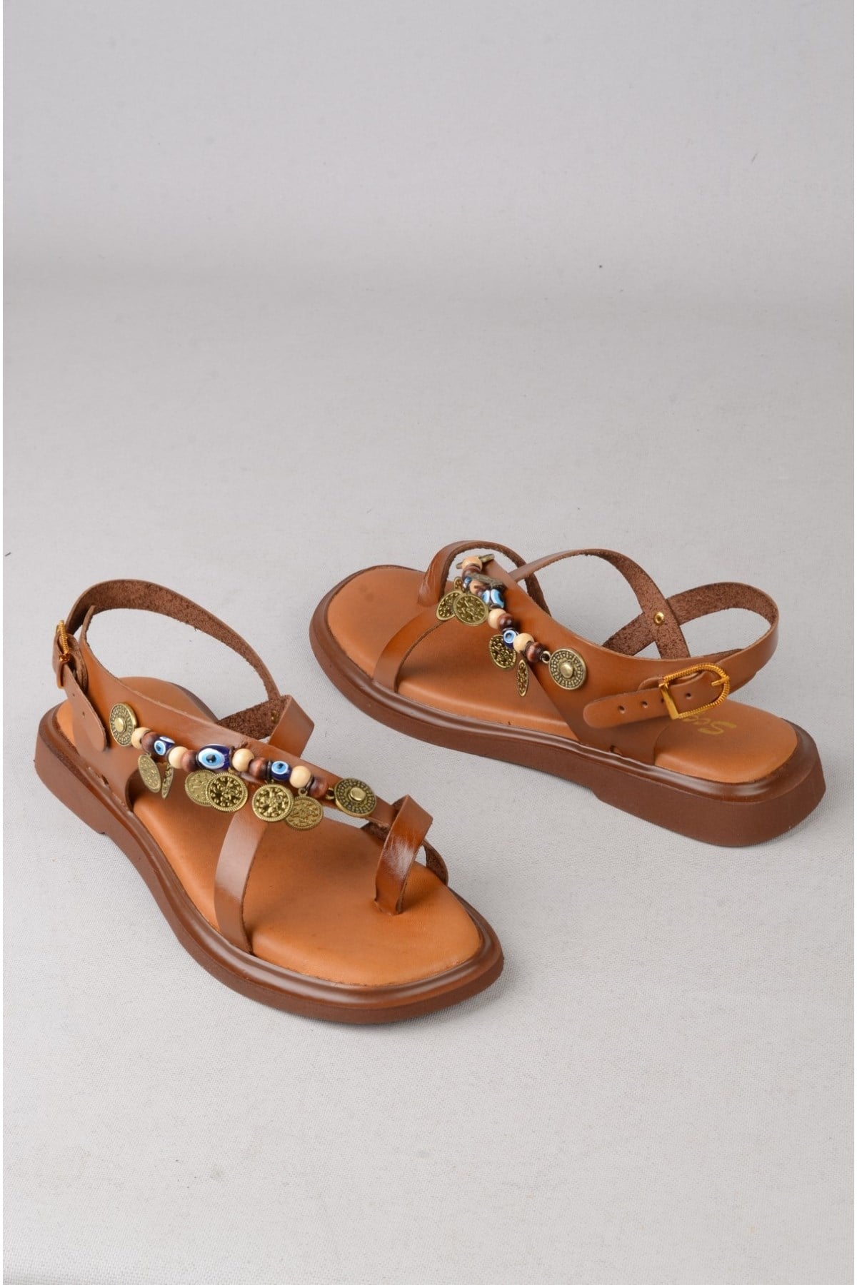 SEÇ C305 HAKİKİ DERİ PARMAK ARASI KADIN SANDALET (Taban:2 cm) TABA