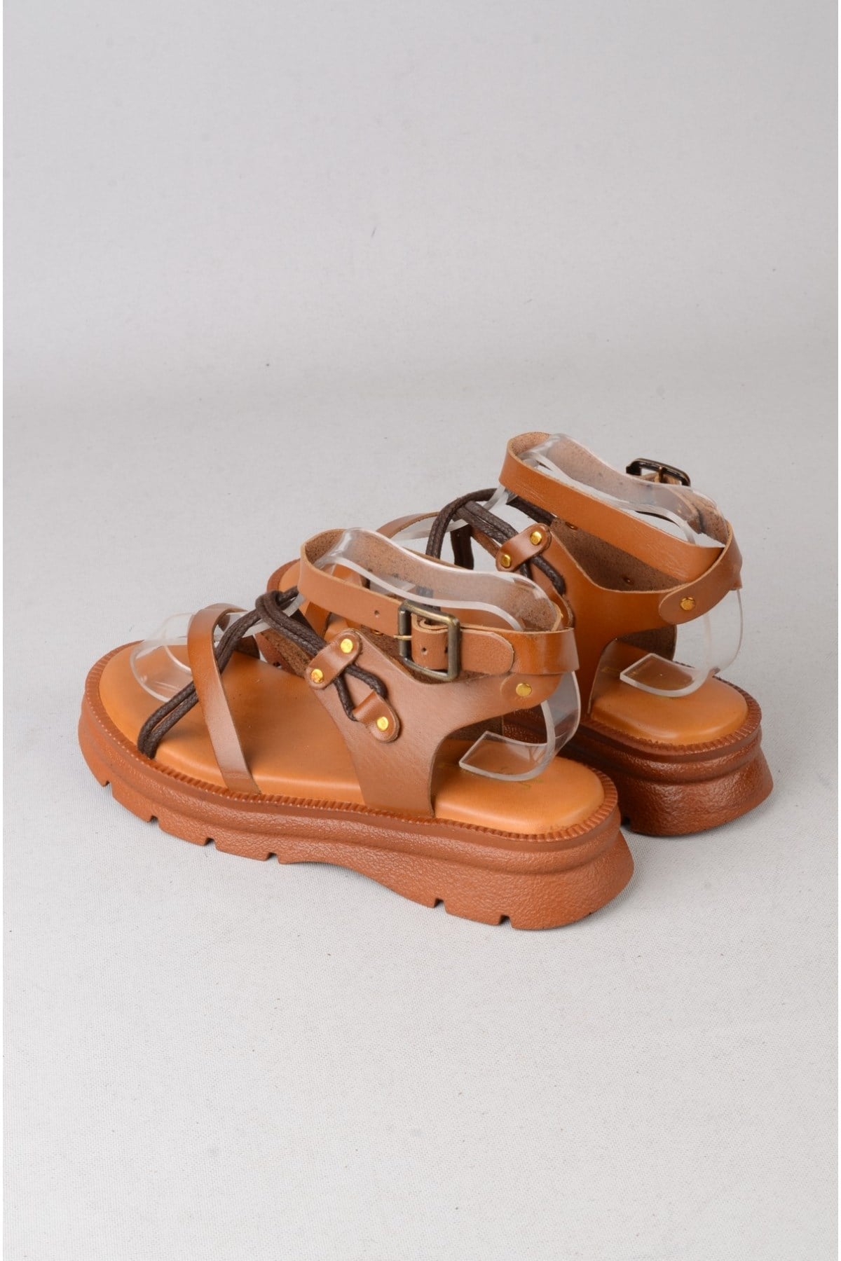 SEÇ C410 HAKİKİ DERİ PARMAK ARASI KADIN SANDALET (Taban:3,5 cm) TABA