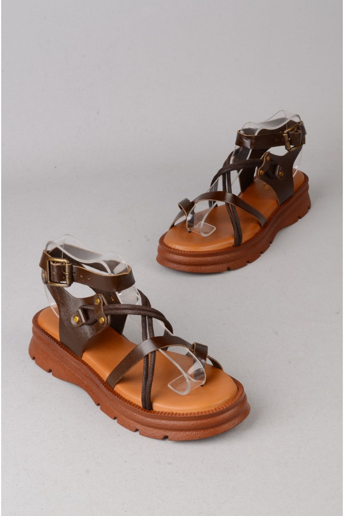 SEÇ C410 HAKİKİ DERİ PARMAK ARASI KADIN SANDALET (Taban:3,5 cm) KOYU KAHVE