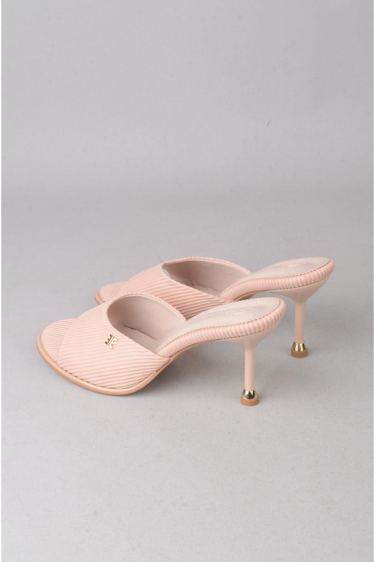 SEÇ S57 TOPUKLU KADIN TERLİK (Topuk Boyu:9cm) BEJ
