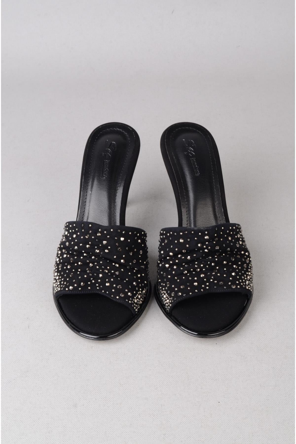 SEÇ S65 TAŞLI TOPUKLU KADIN TERLİK (Topuk Boyu: 9cm) SİYAH