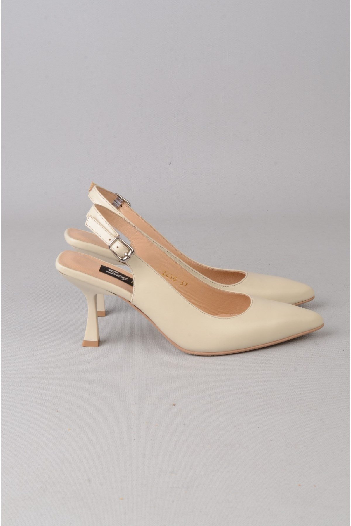 SEÇ V2430 HAKİKİ DERİ TOPUKLU AYAKKABI (Topuk Boyu:8 cm) BEJ