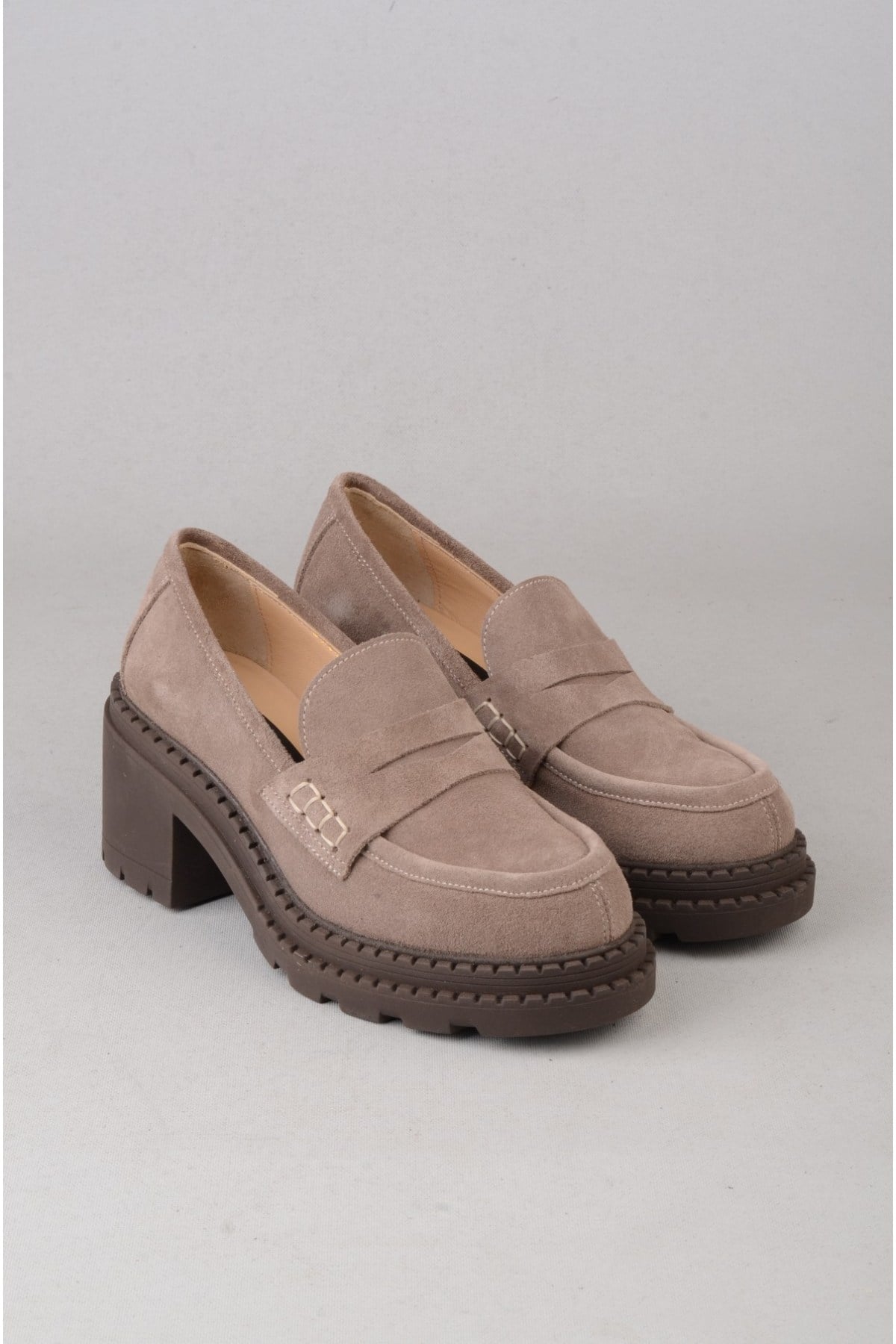 SEÇ V2752 HAKİKİ DERİ KADIN TOPUKLU LOAFER (Topuk Boyu:7 cm) VİZON SÜET