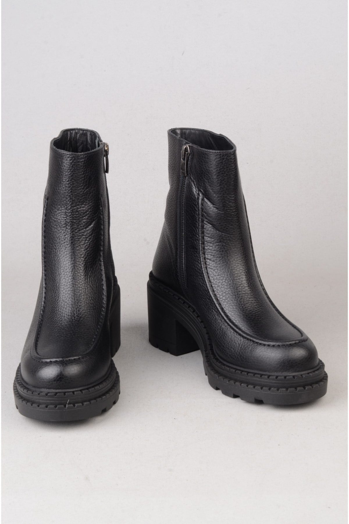 SEÇ V2754 HAKİKİ DERİ KADIN TOPUKLU BOT (Topuk Boyu:7 cm) SİYAH